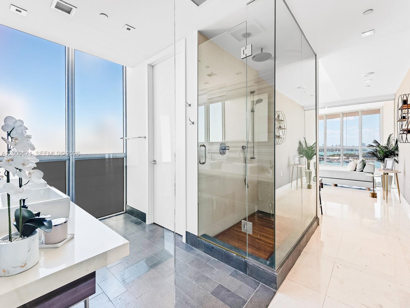 1100 Biscayne Blvd #2105 Miami, FL 33132