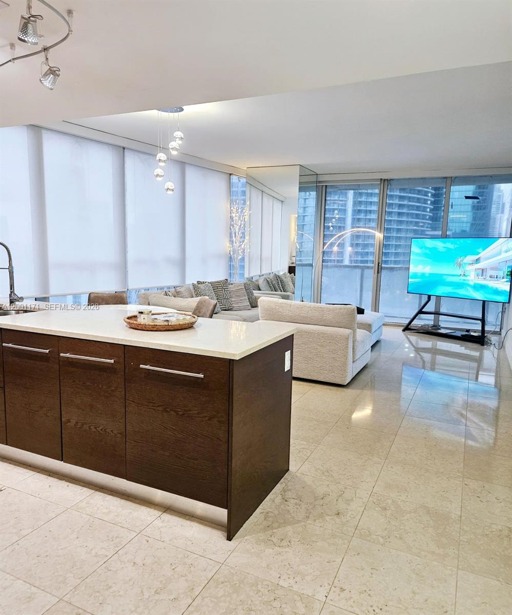475 Brickell Ave #2115