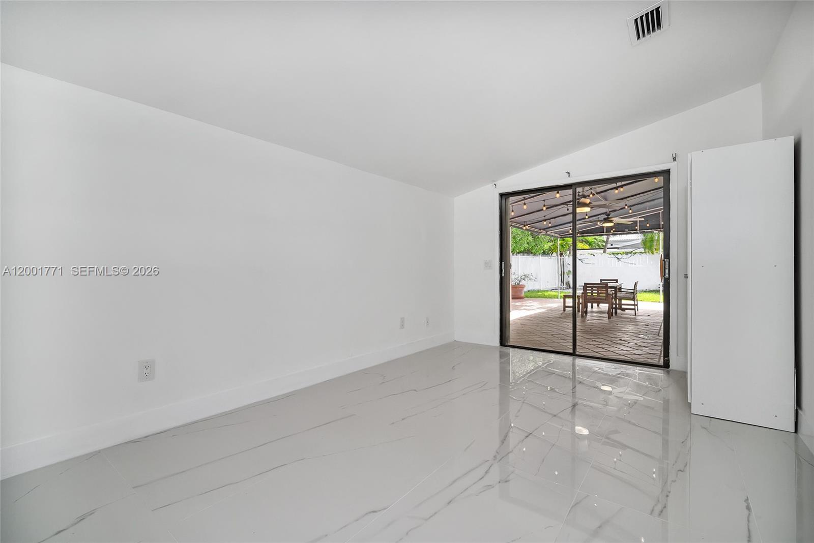 230 Cranwood Dr Key Biscayne, FL 33149