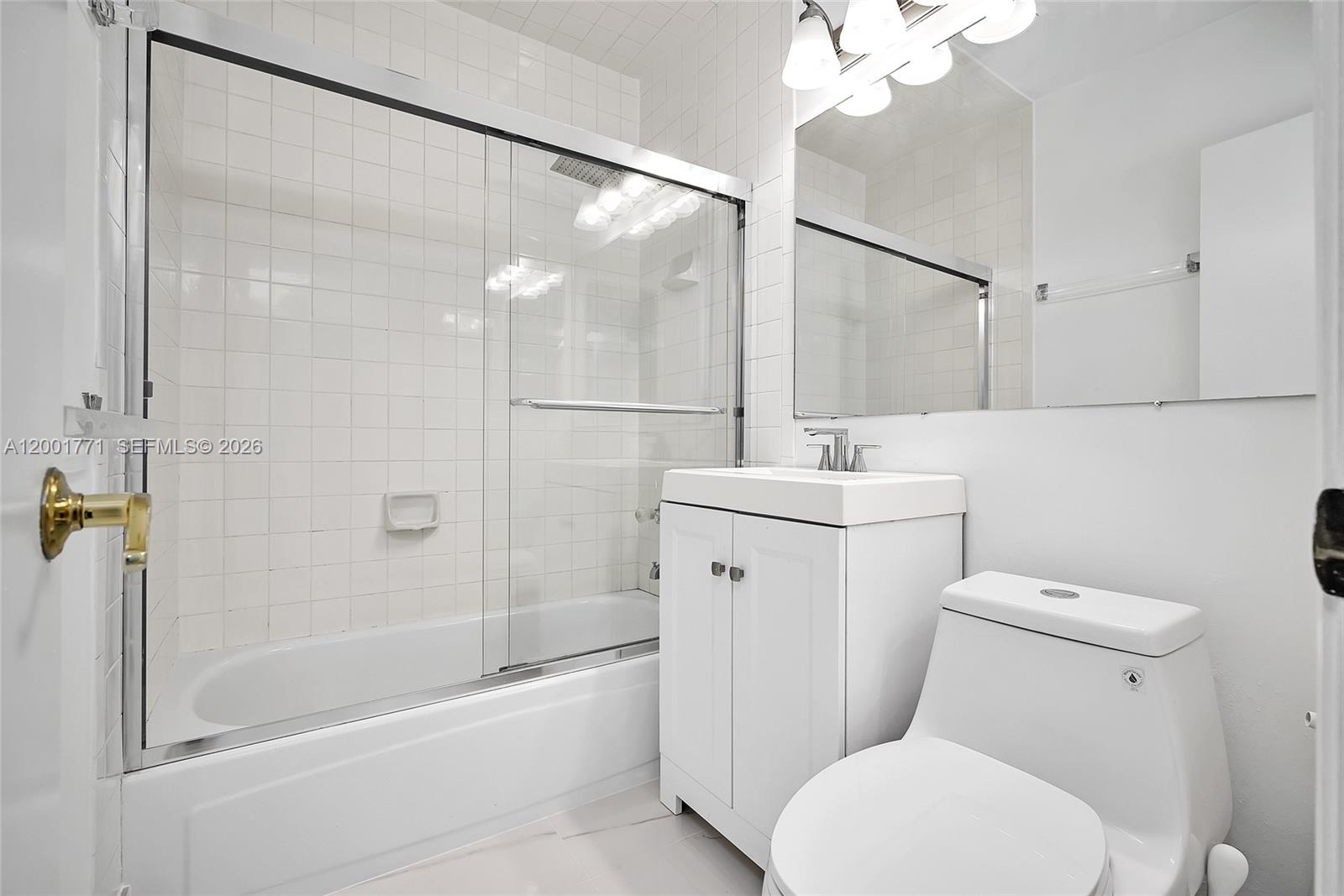 230 Cranwood Dr Key Biscayne, FL 33149