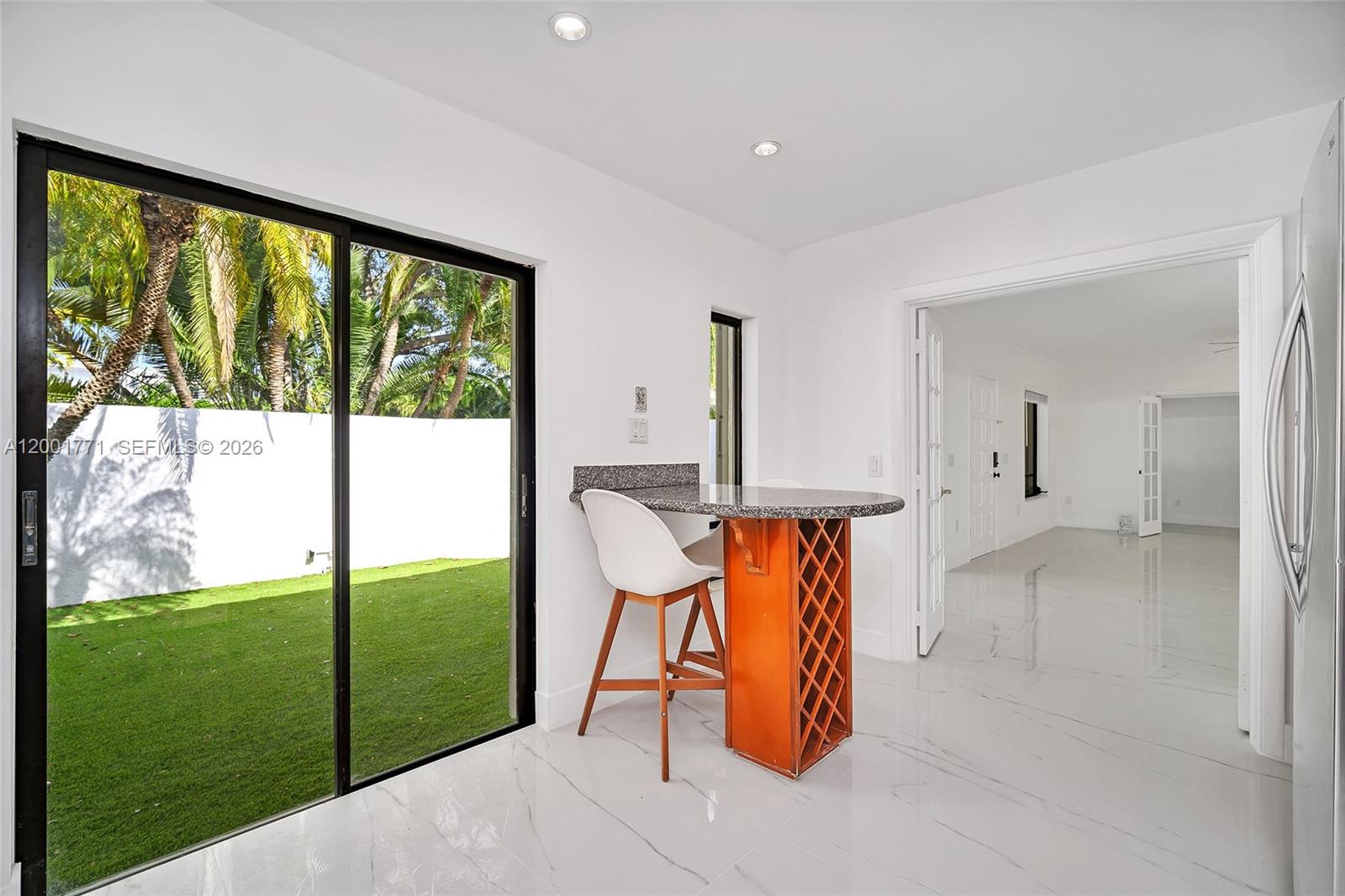 230 Cranwood Dr Key Biscayne, FL 33149