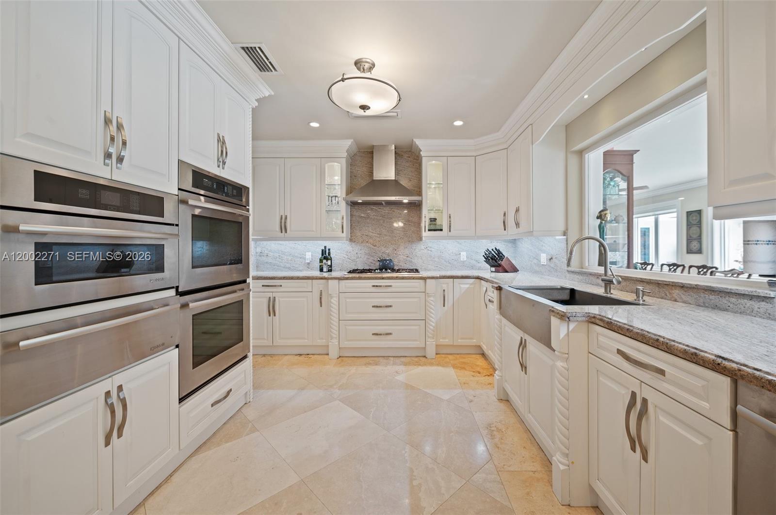 10740 SW 74th Ct Pinecrest, FL 33156