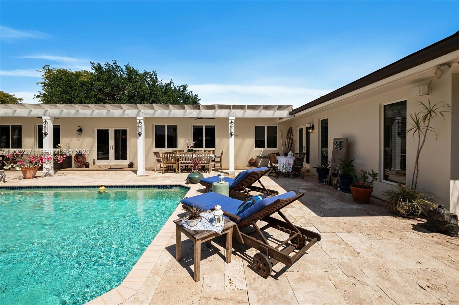 10740 SW 74th Ct Pinecrest, FL 33156