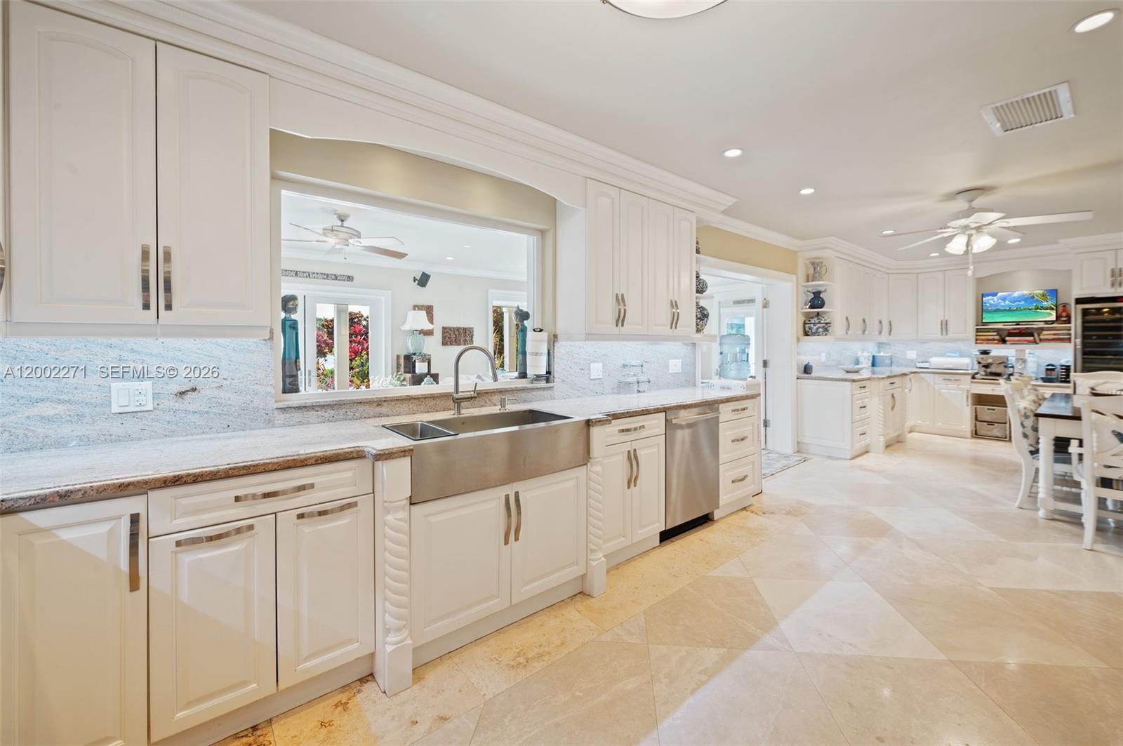 10740 SW 74th Ct Pinecrest, FL 33156