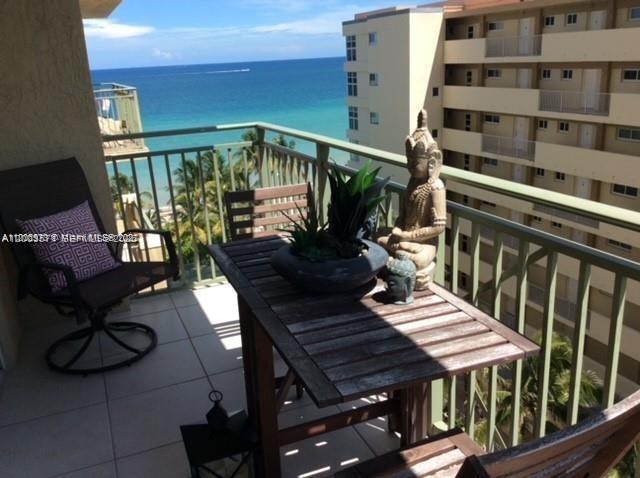 image 2080 Ocean Drive18