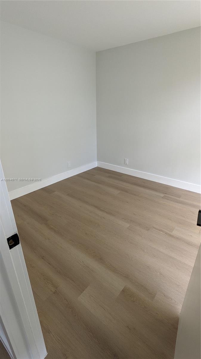 501 Three Iss Blvd #112 Hallandale Beach, FL 33009