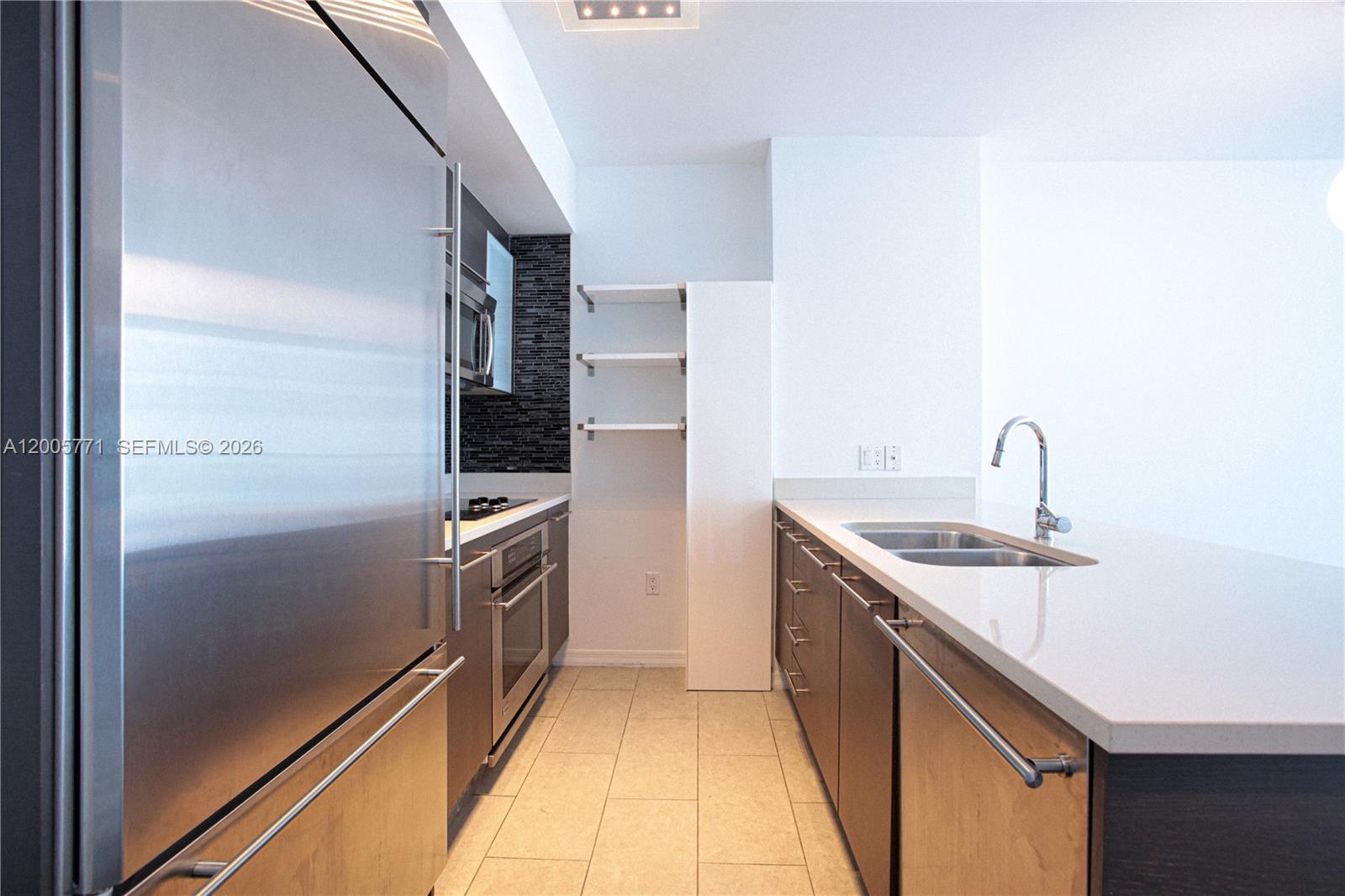 image 500 Brickell East2