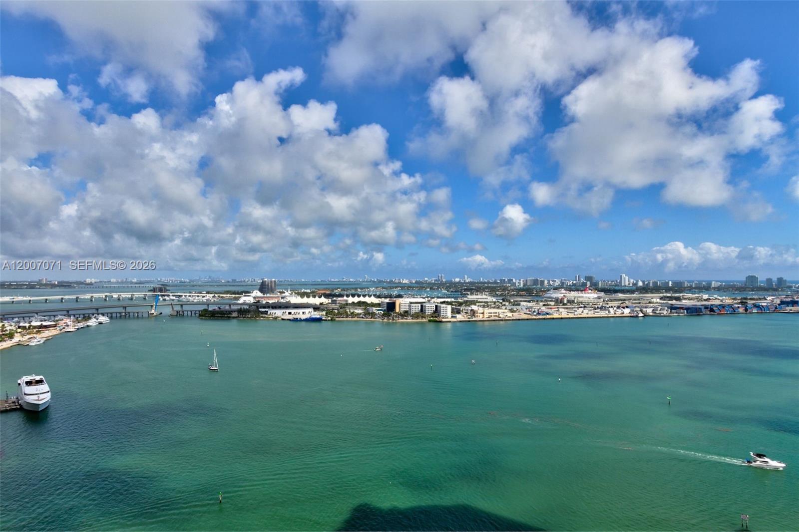 888 Brickell Key Dr #2802
