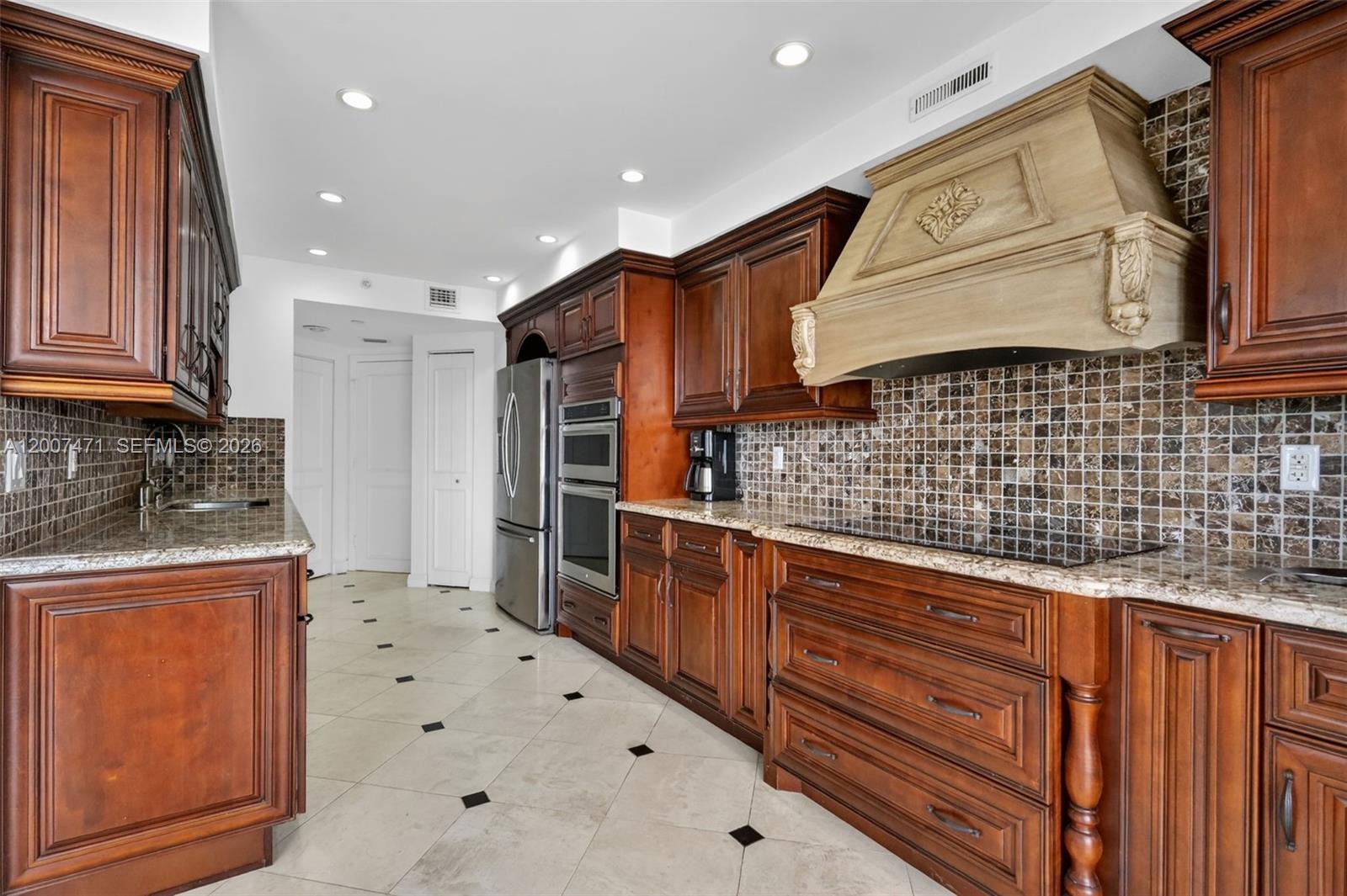 3000 Island Blvd #2305 Aventura, FL 33160