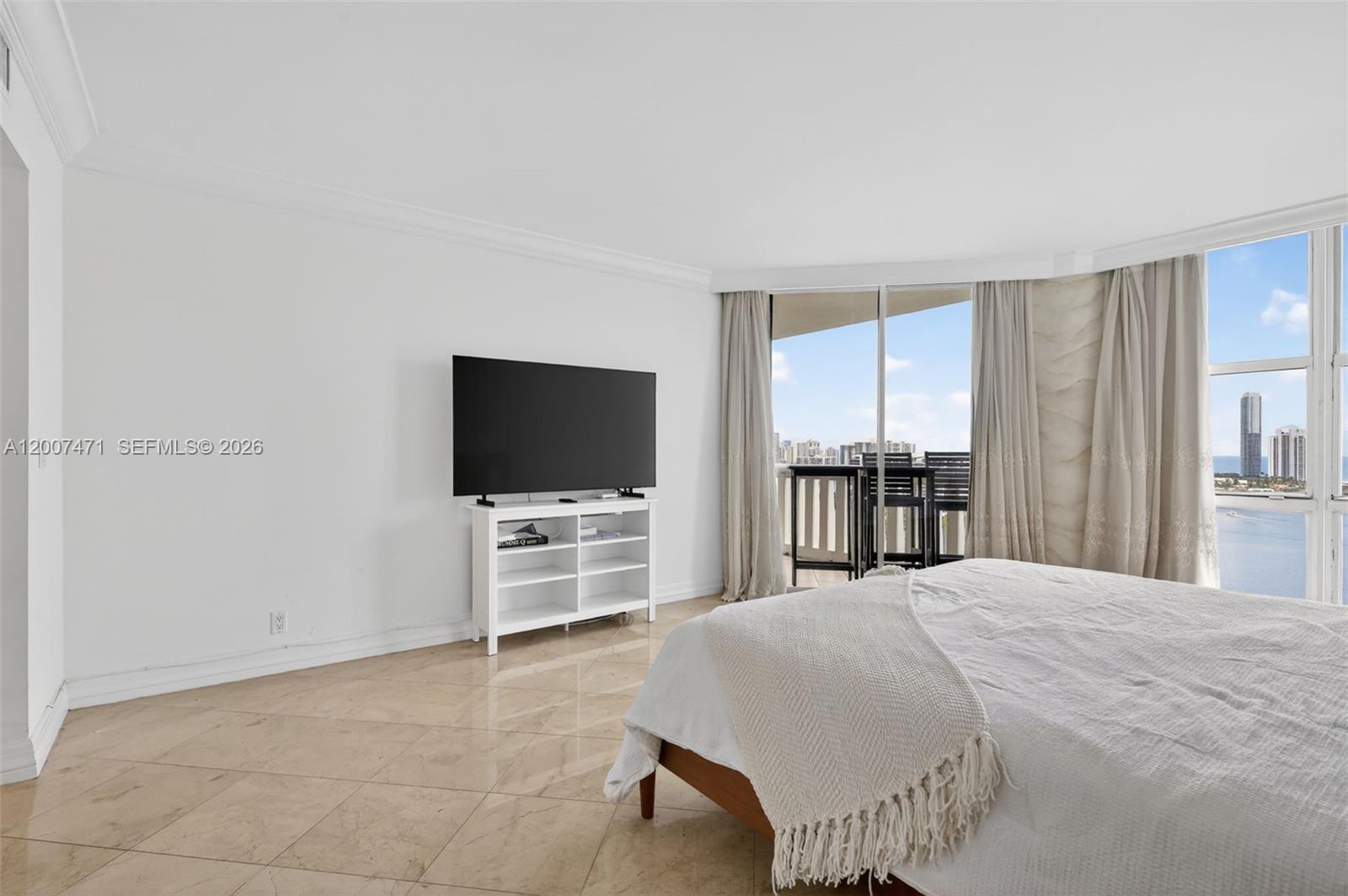 3000 Island Blvd #2305 Aventura, FL 33160