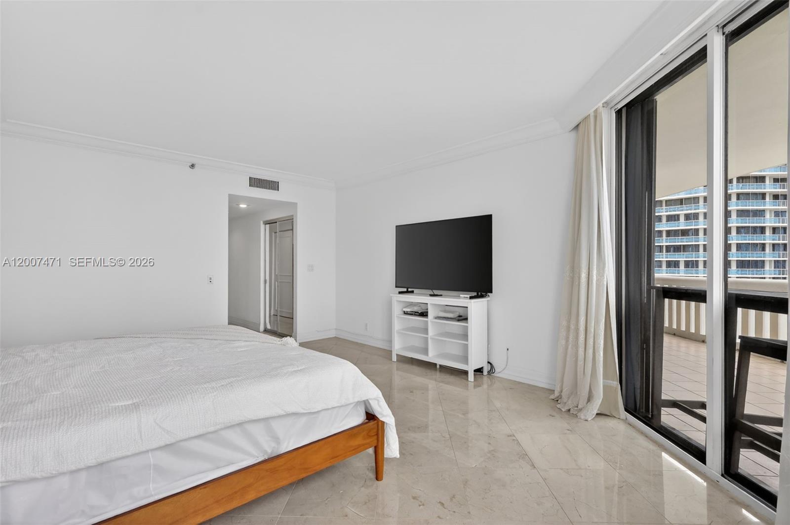 3000 Island Blvd #2305 Aventura, FL 33160