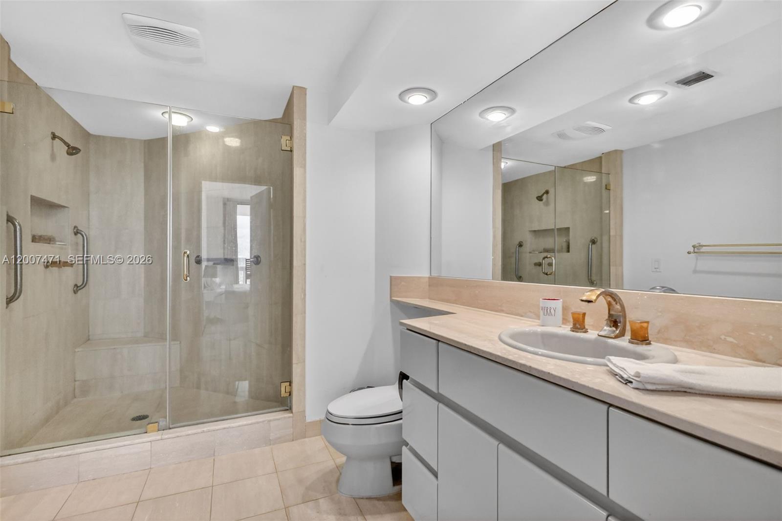 3000 Island Blvd #2305 Aventura, FL 33160