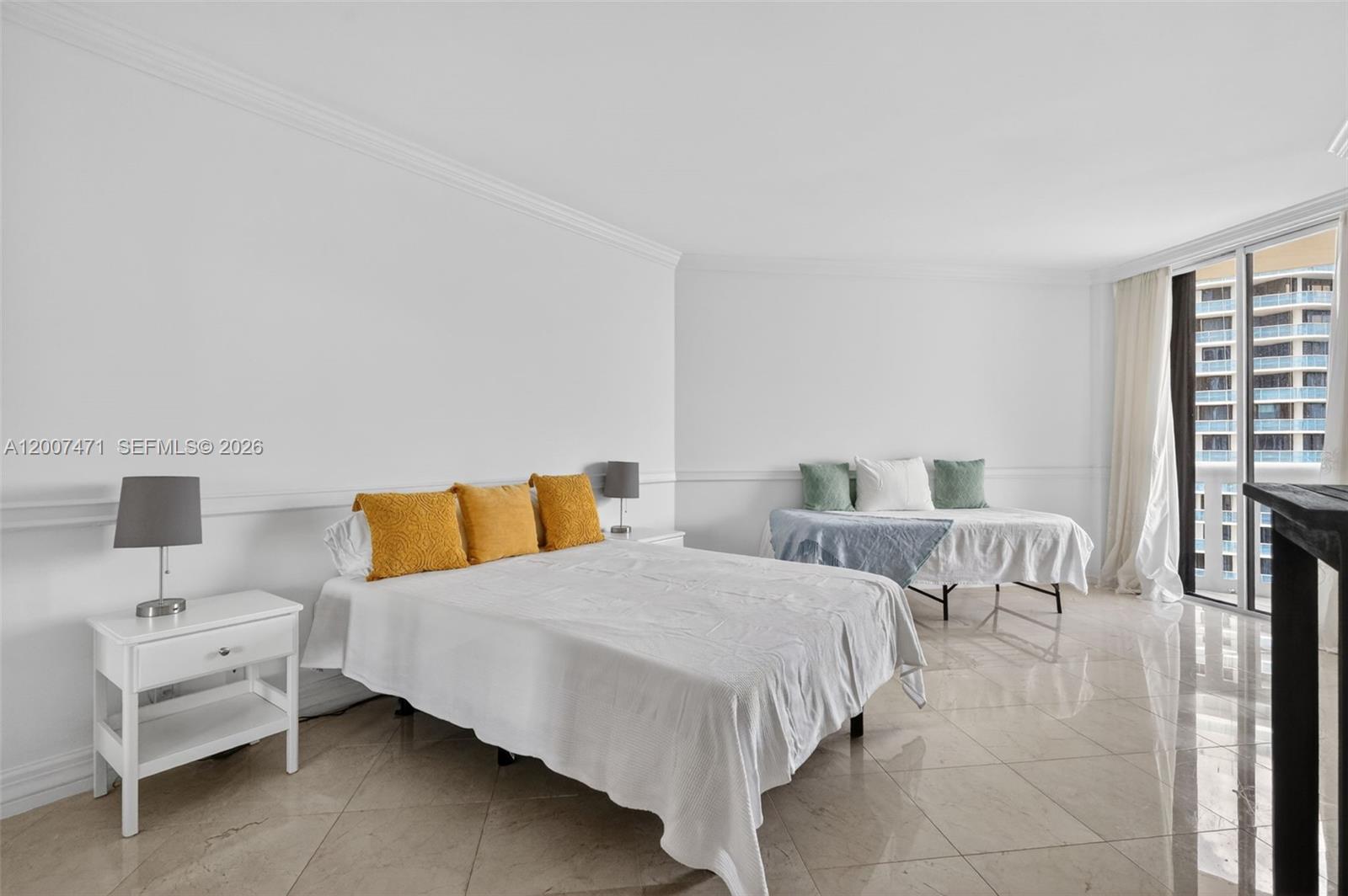 3000 Island Blvd #2305 Aventura, FL 33160