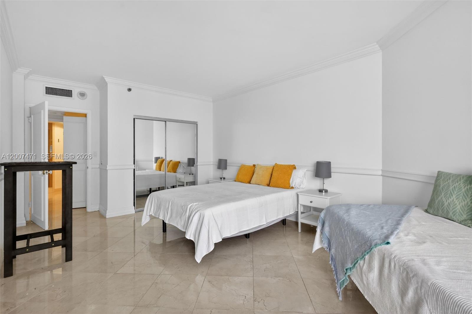 3000 Island Blvd #2305 Aventura, FL 33160