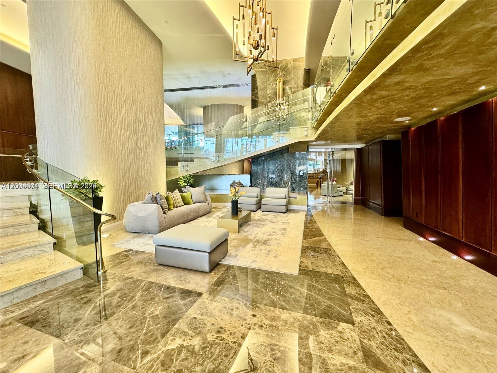 image Trump Palace18
