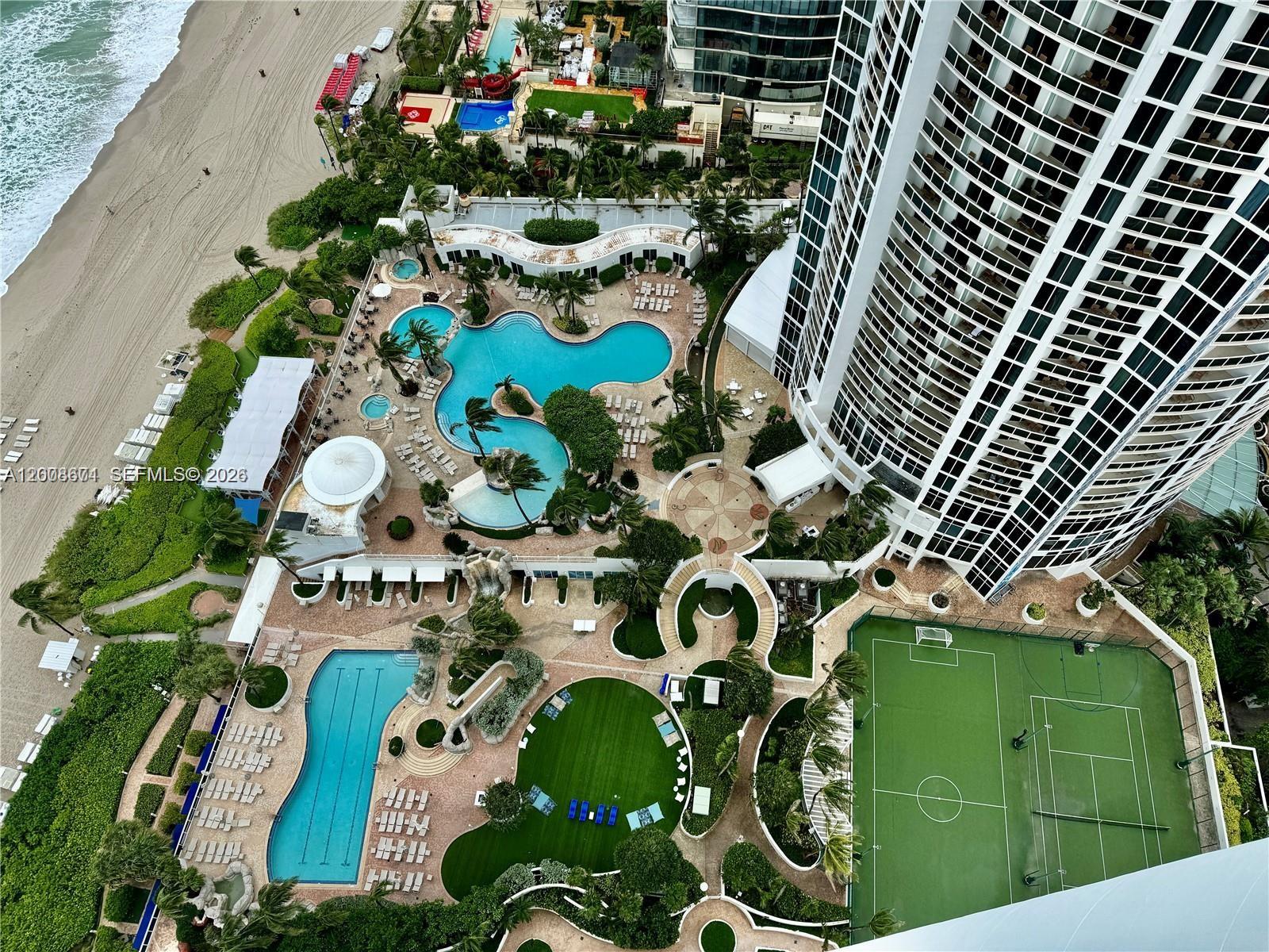 image Trump Palace7