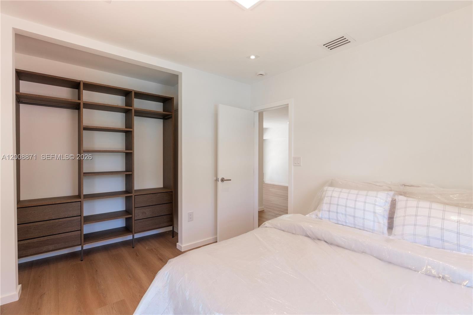 3021 Coconut Grv Dr #3021 Coral Gables, FL 33134