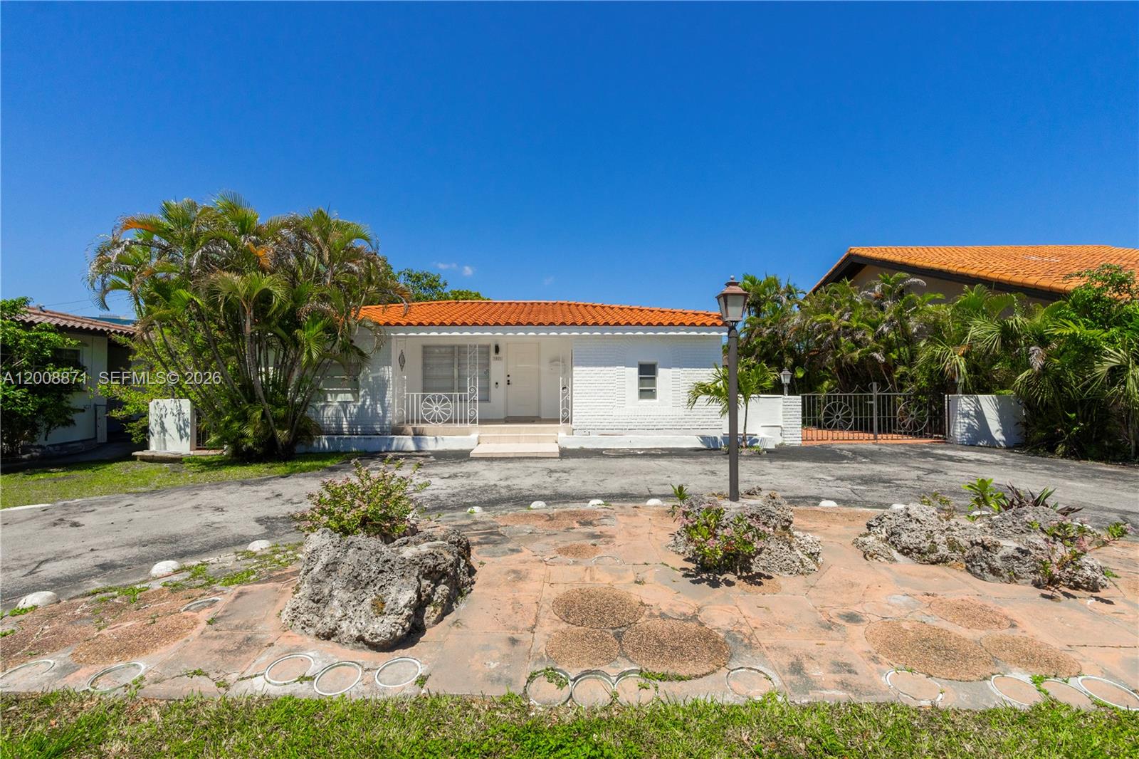 3021 Coconut Grv Dr #3021 Coral Gables, FL 33134