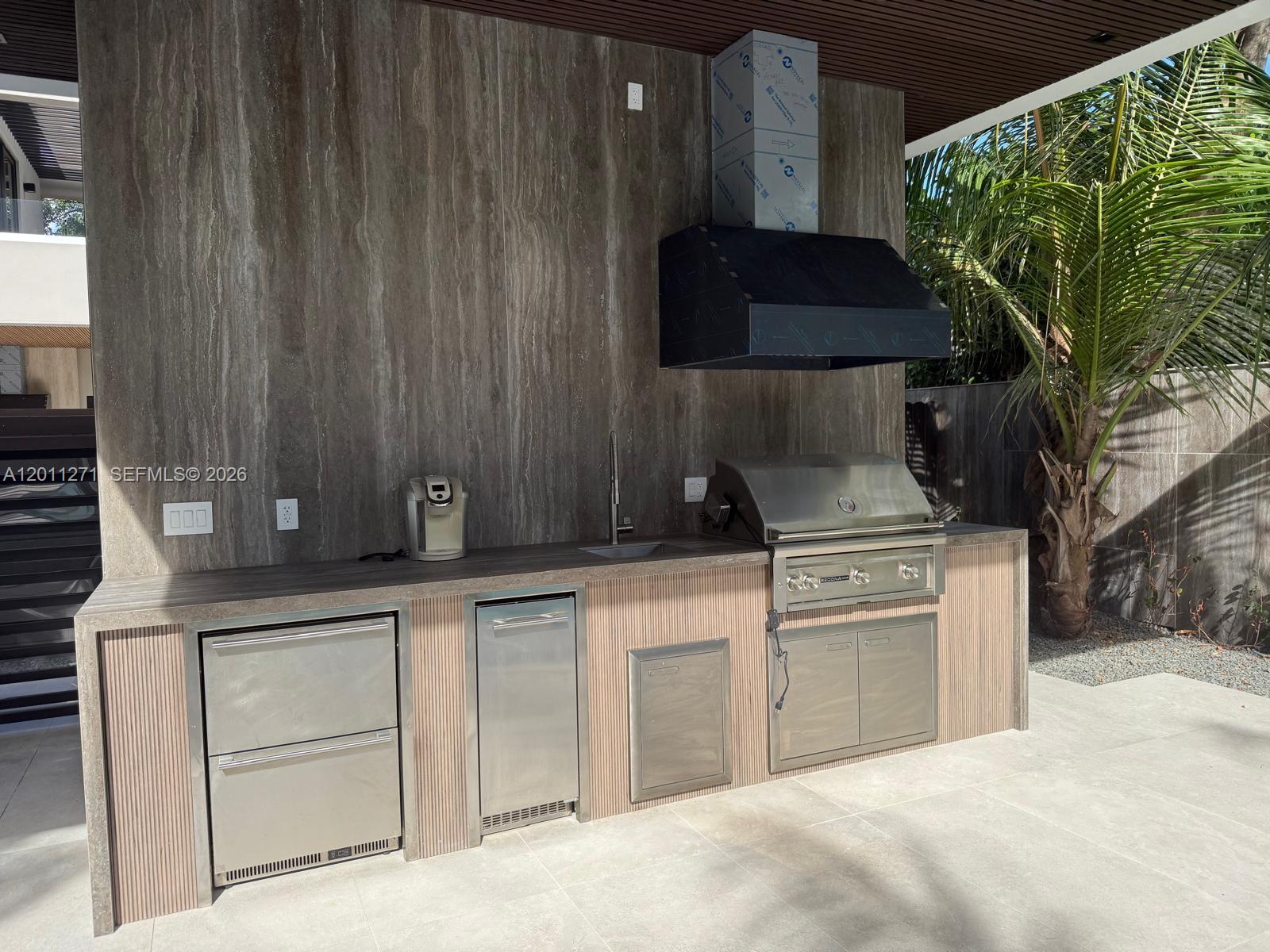 125 SW 29th Rd Miami, FL 33129