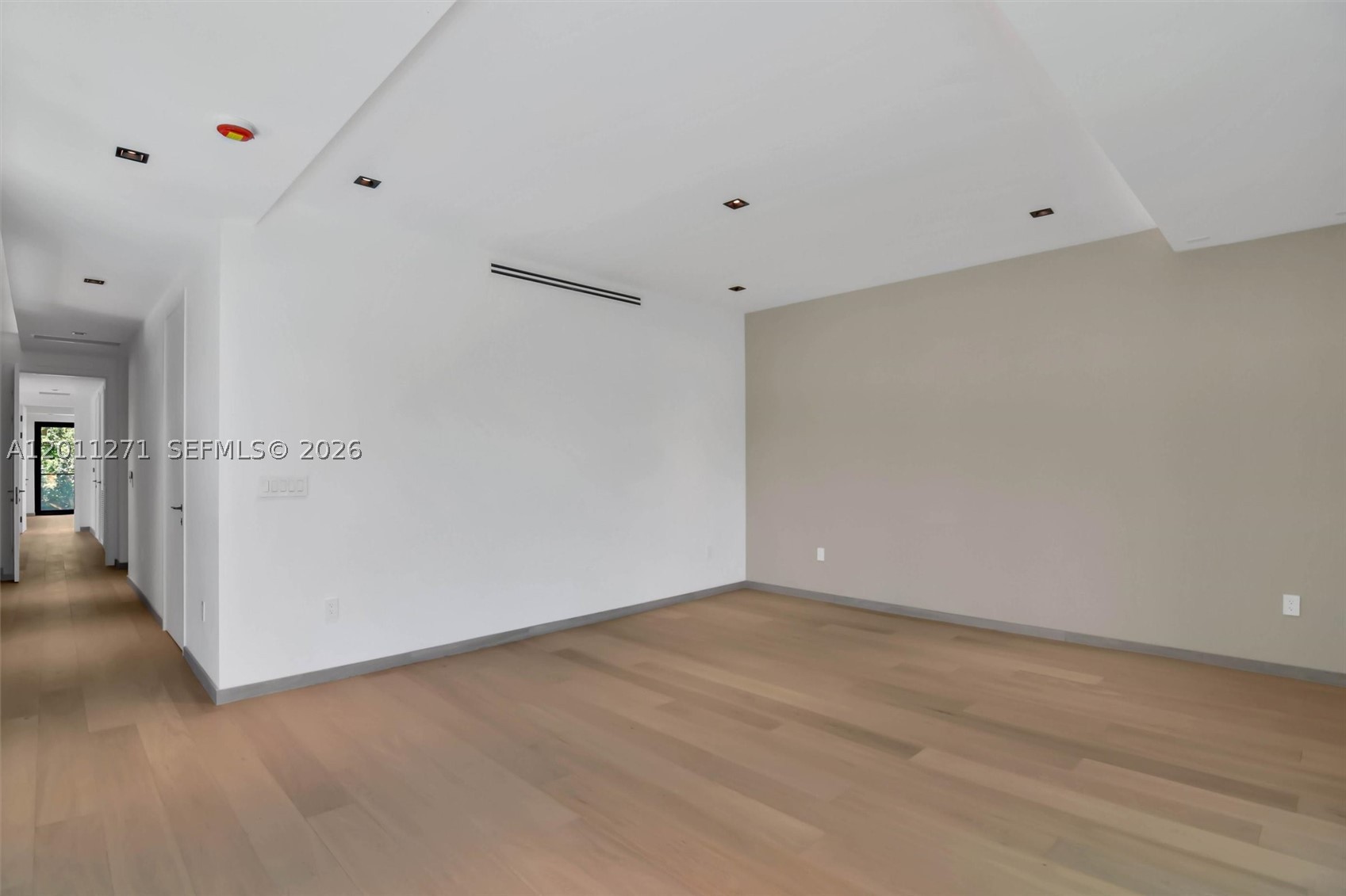 125 SW 29th Rd Miami, FL 33129