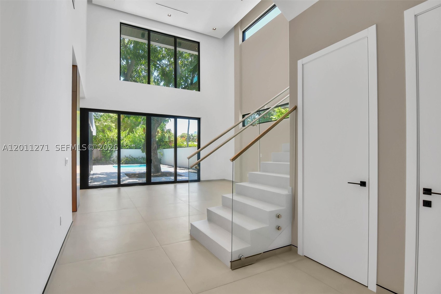 125 SW 29th Rd Miami, FL 33129