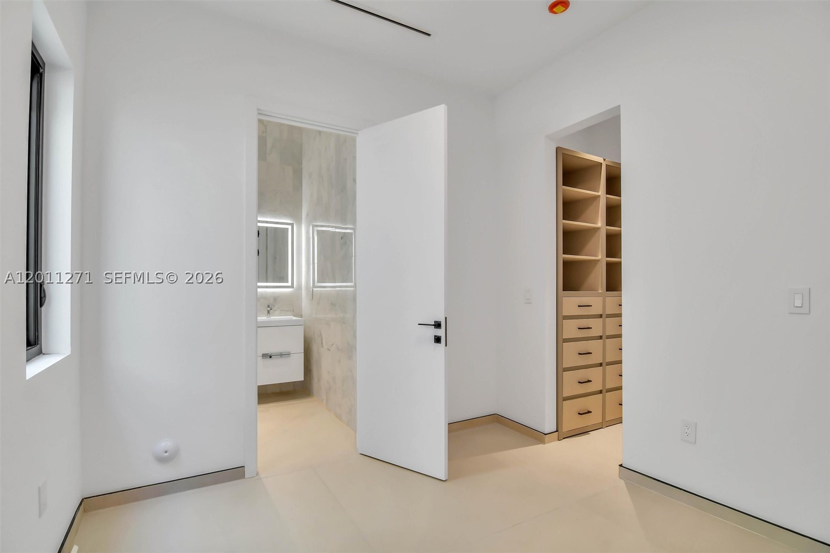 125 SW 29th Rd Miami, FL 33129
