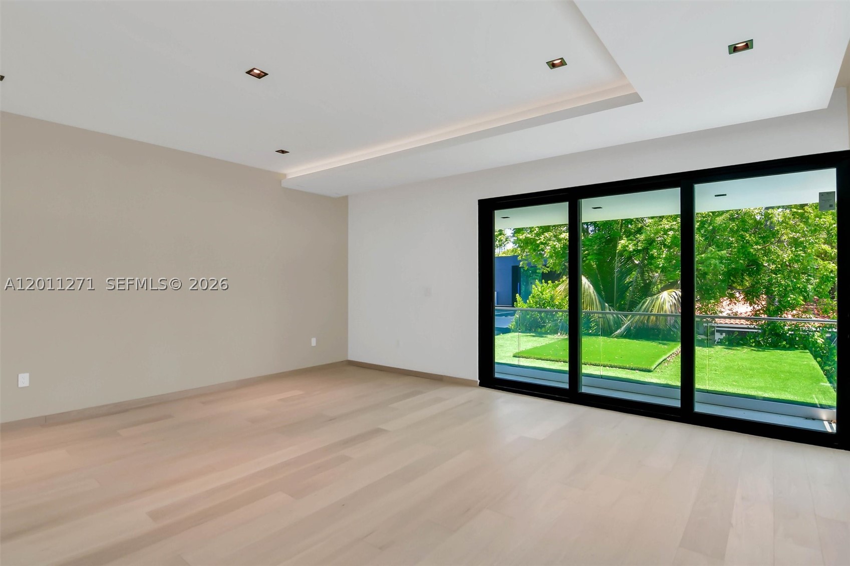125 SW 29th Rd Miami, FL 33129