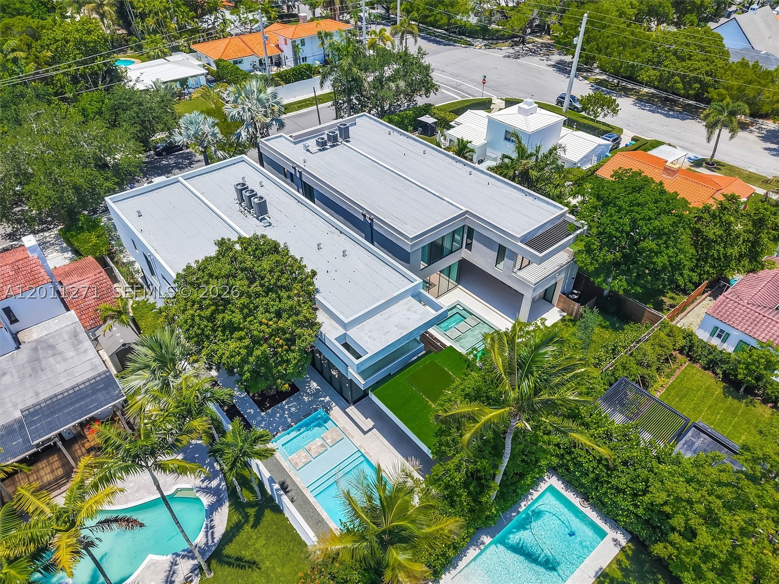 125 SW 29th Rd Miami, FL 33129