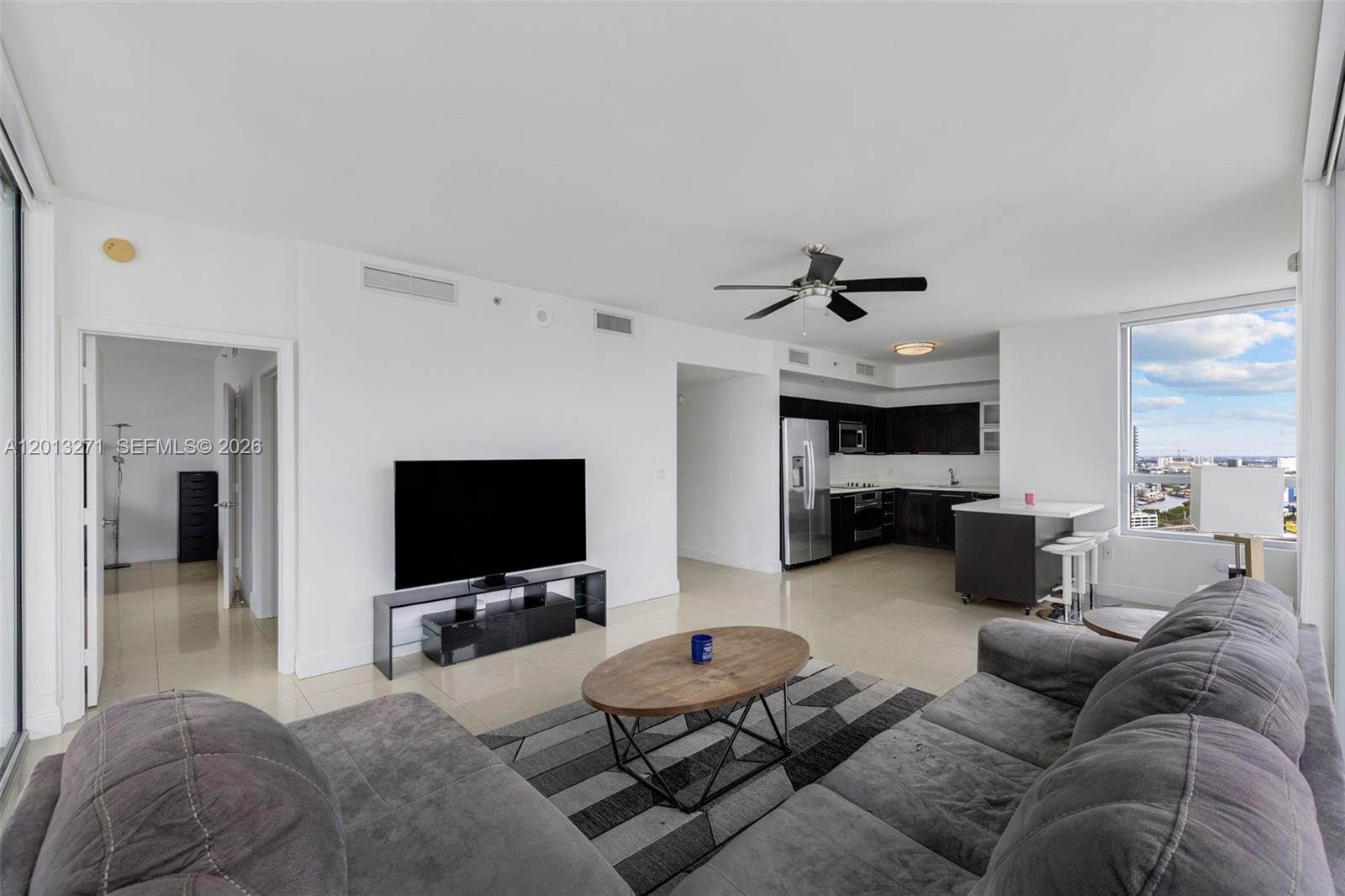 90 SW 3rd St #2504 Miami, FL 33130