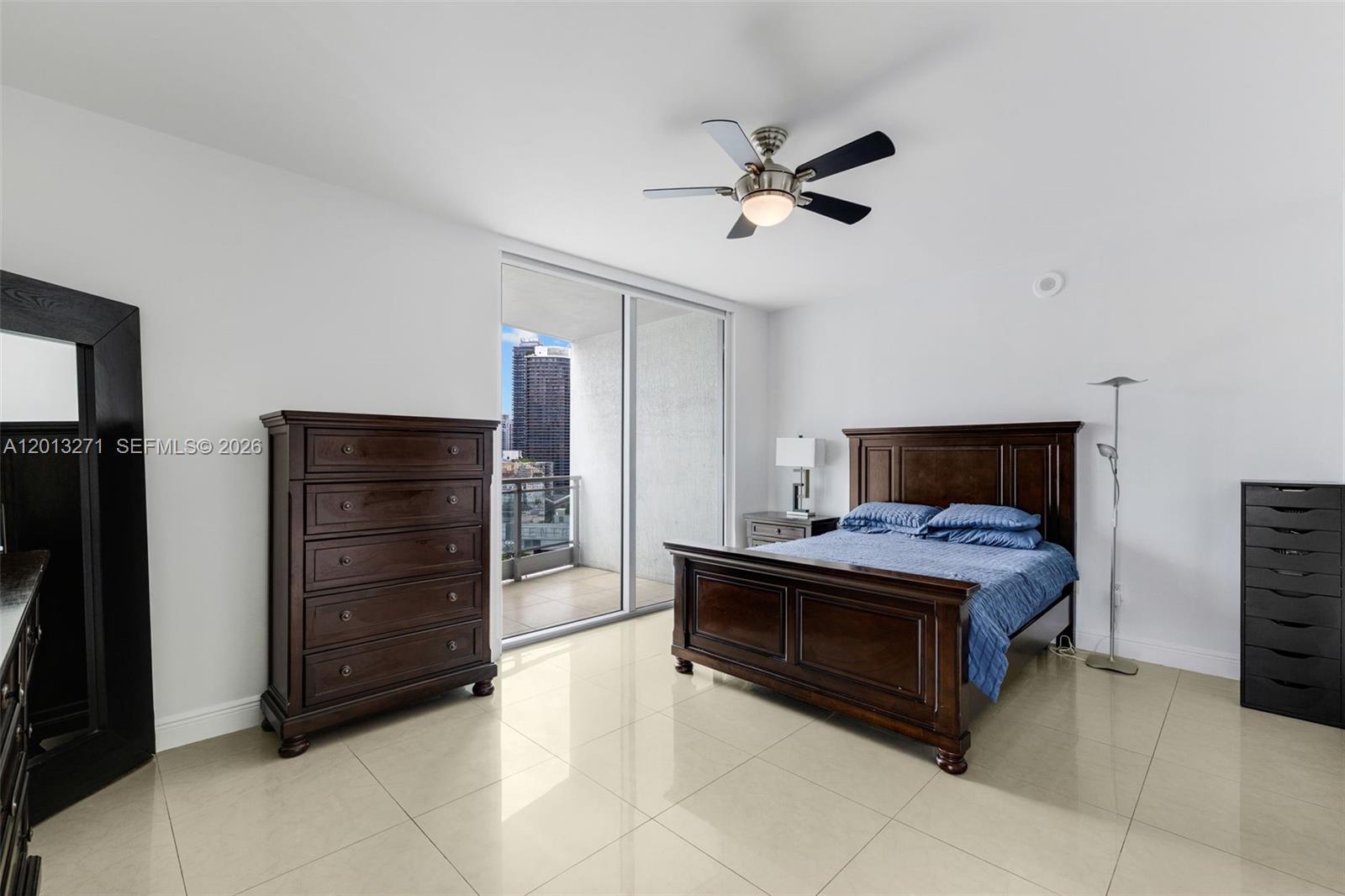 90 SW 3rd St #2504 Miami, FL 33130