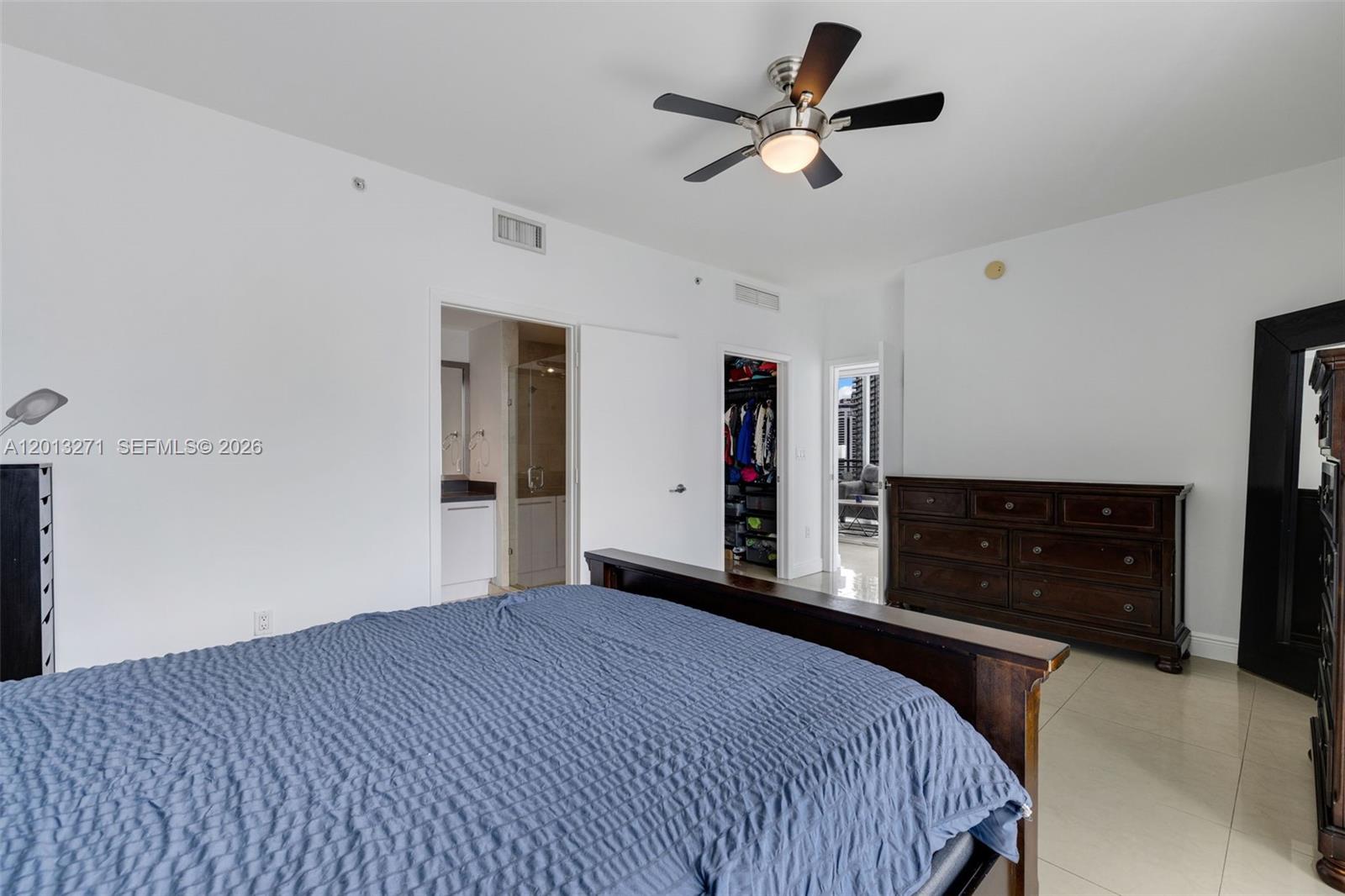 90 SW 3rd St #2504 Miami, FL 33130