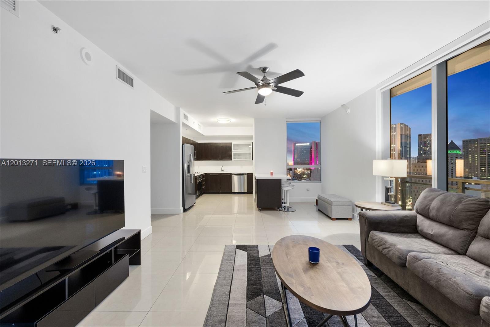 90 SW 3rd St #2504 Miami, FL 33130