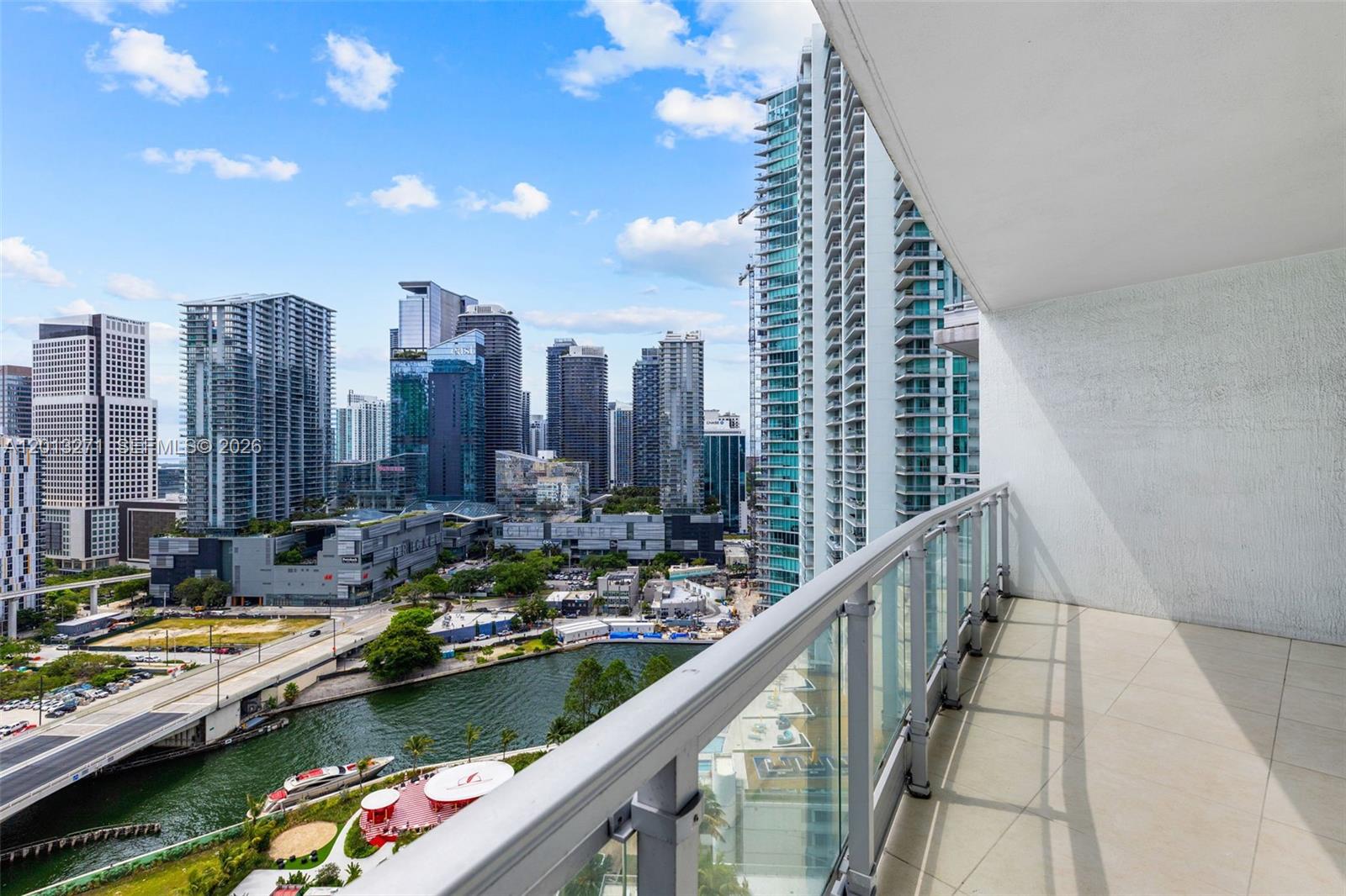 90 SW 3rd St #2504 Miami, FL 33130
