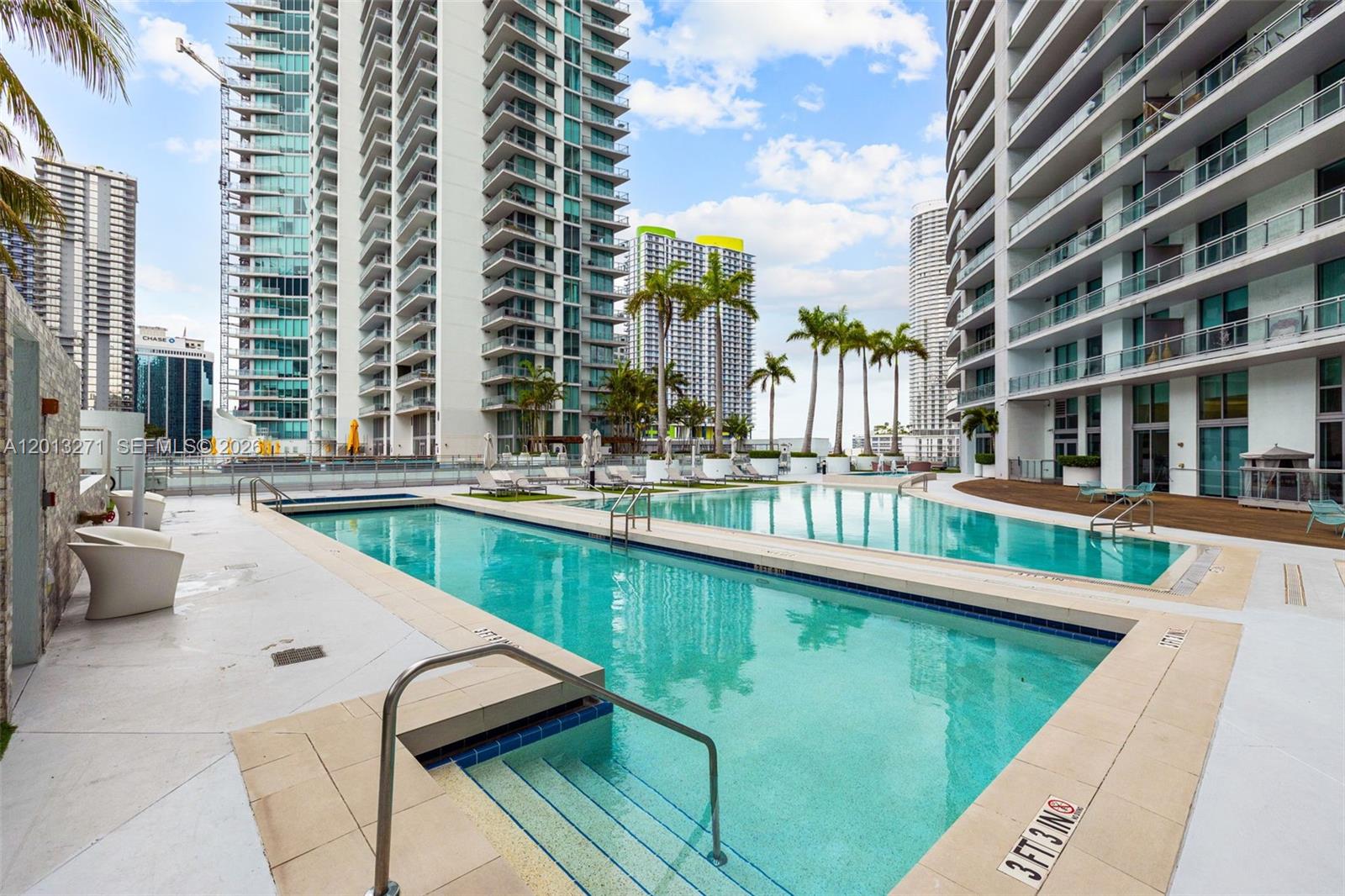 90 SW 3rd St #2504 Miami, FL 33130