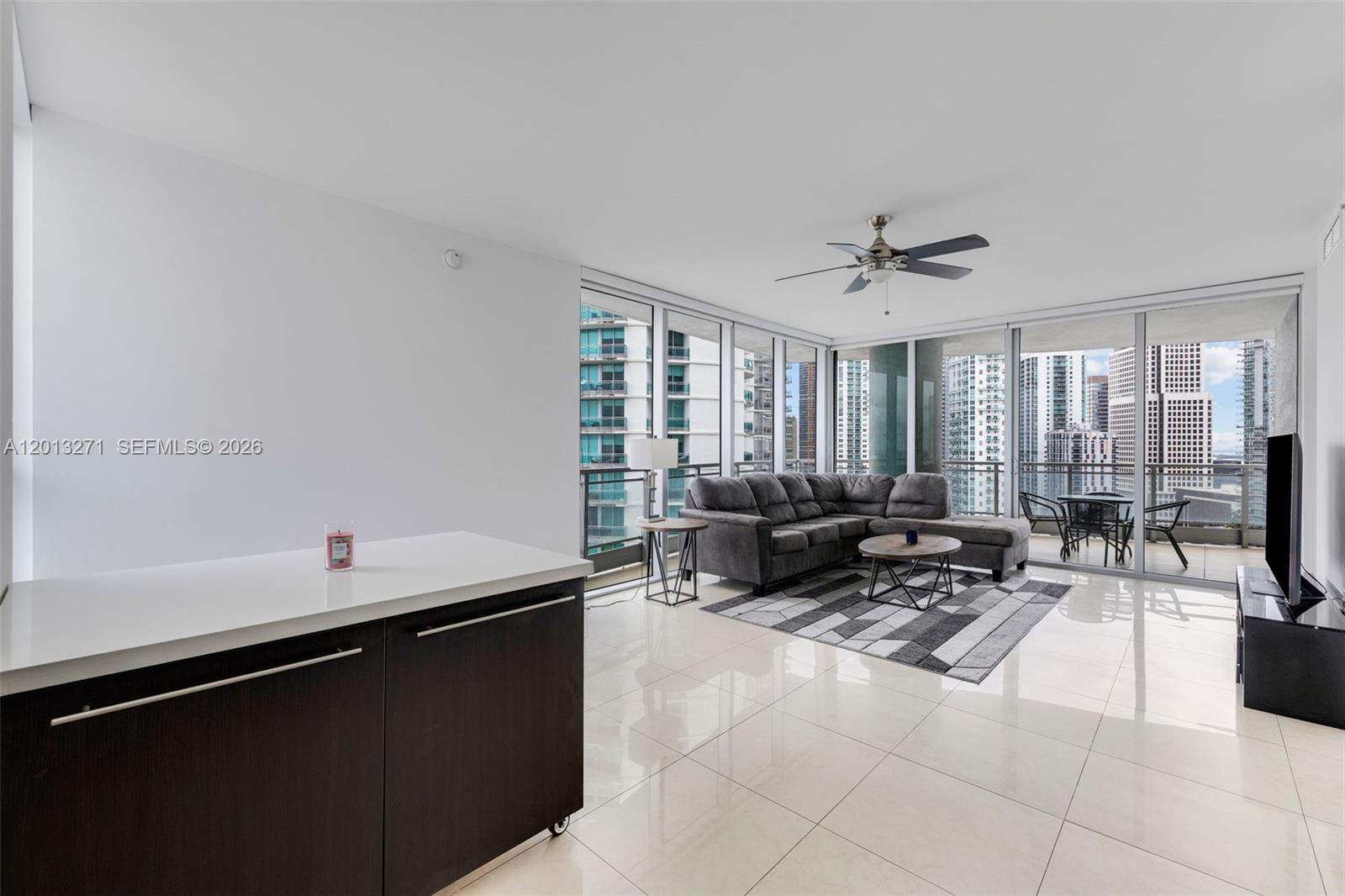 90 SW 3rd St #2504 Miami, FL 33130