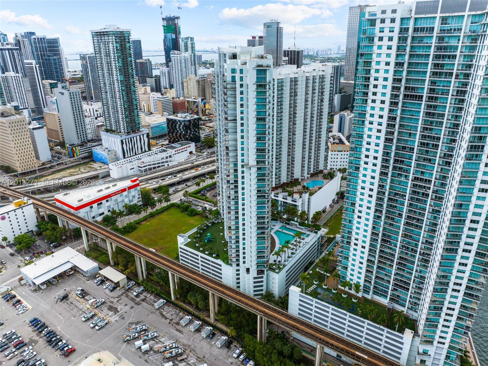 90 SW 3rd St #2504 Miami, FL 33130