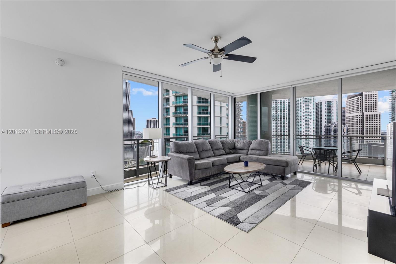 90 SW 3rd St #2504 Miami, FL 33130