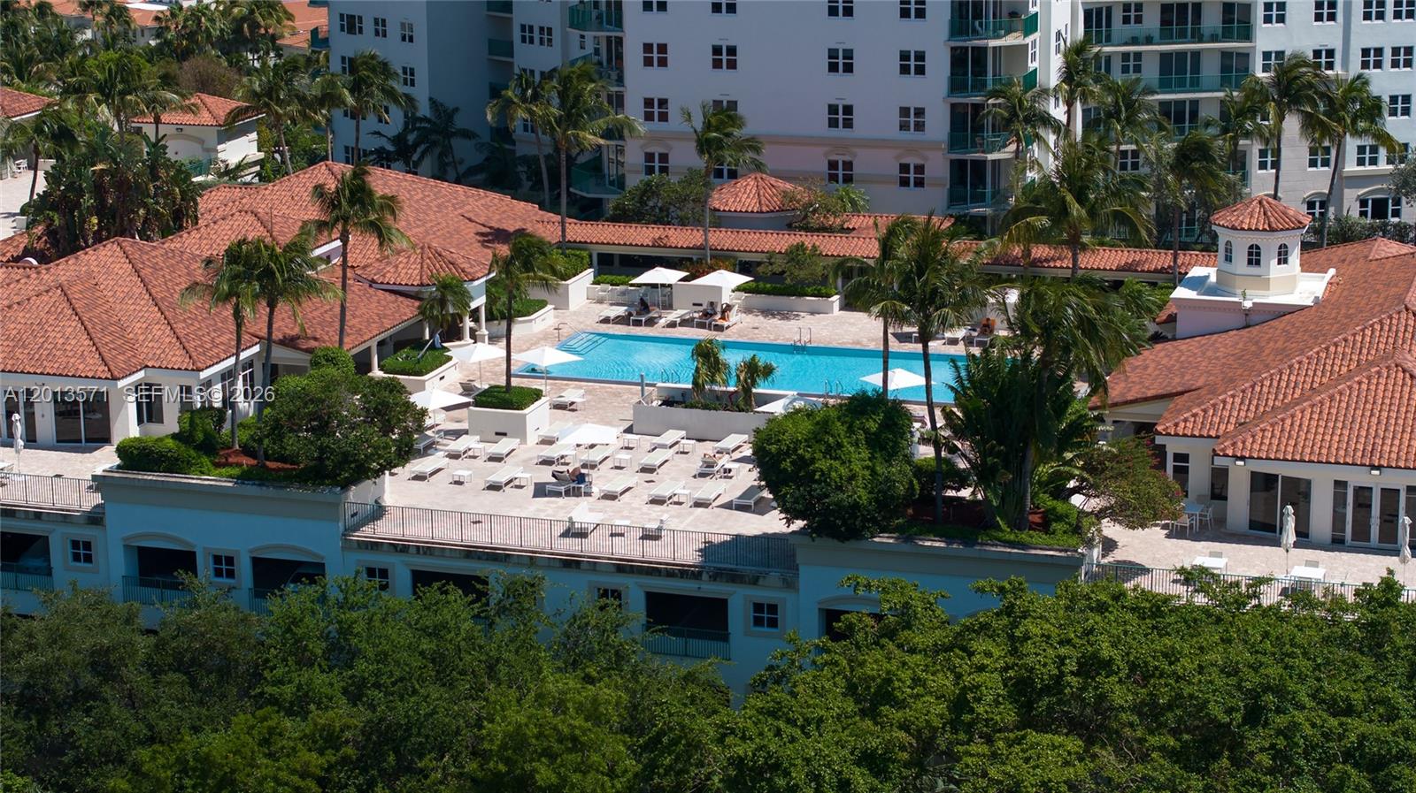 19900 E Country Clb Dr #116 Aventura, FL 33180