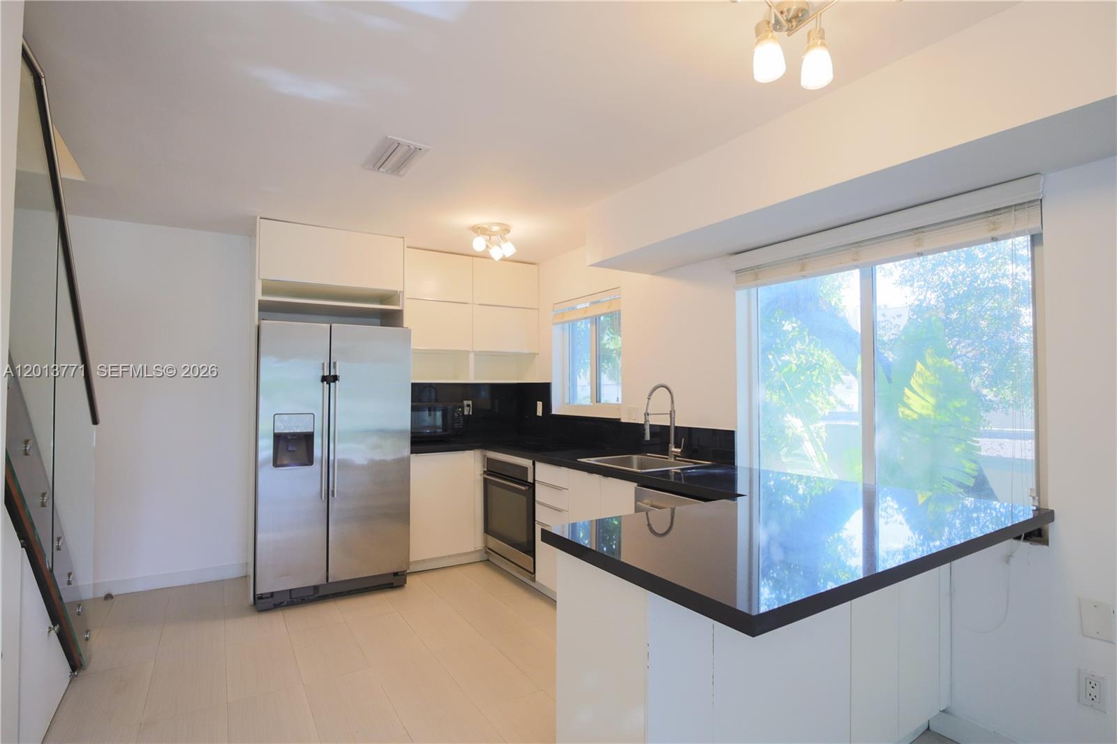 3239 W Trade Ave #9