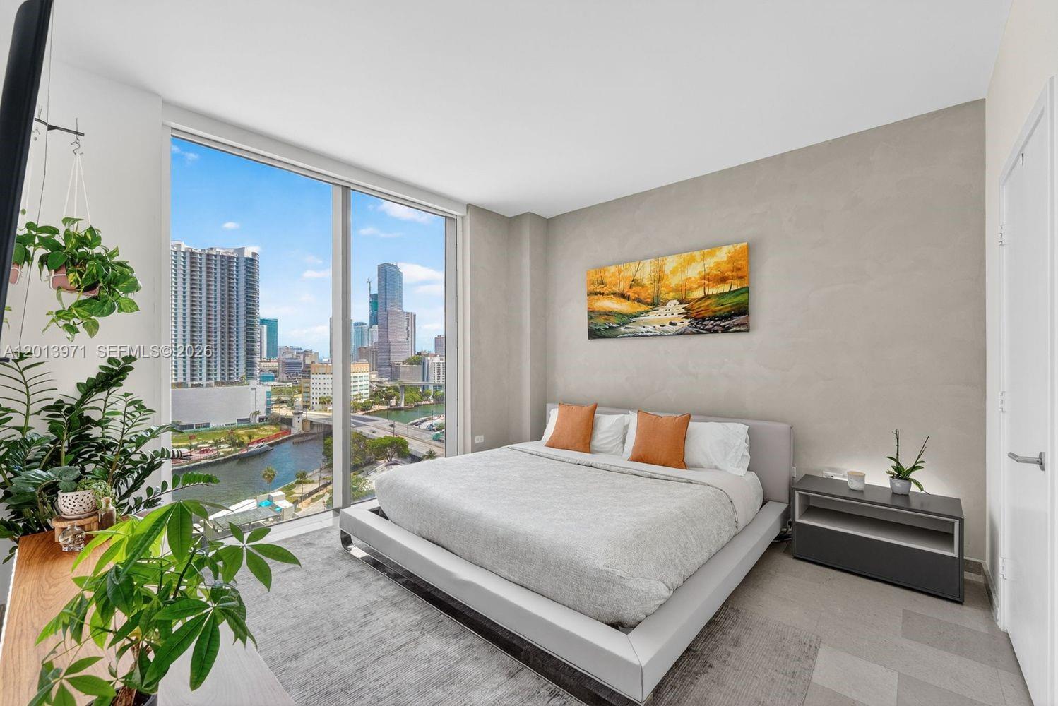88 SW 7th St #1012 Miami, FL 33130