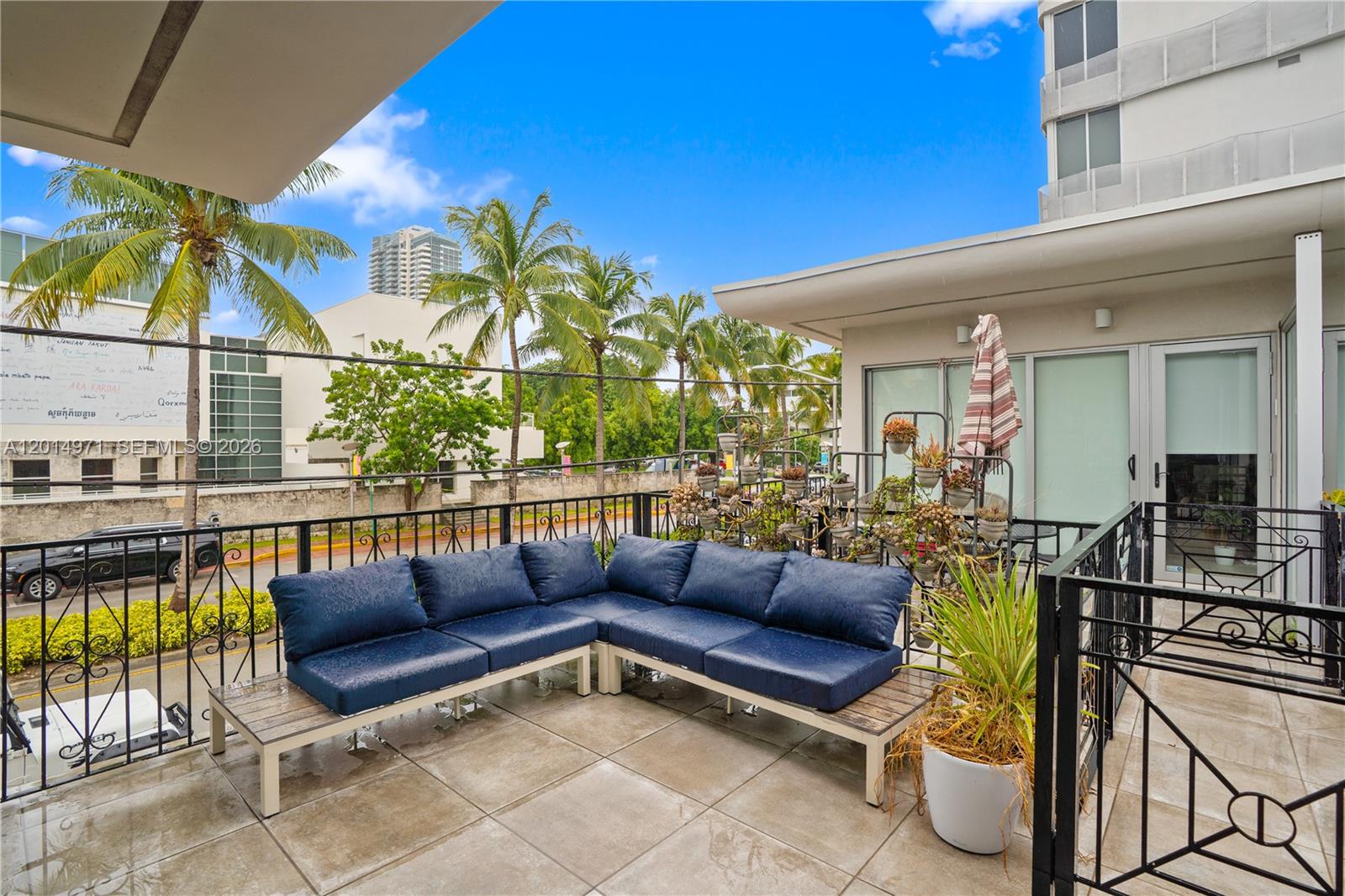 2130 Park Ave #TH10 Miami Beach, FL 33139