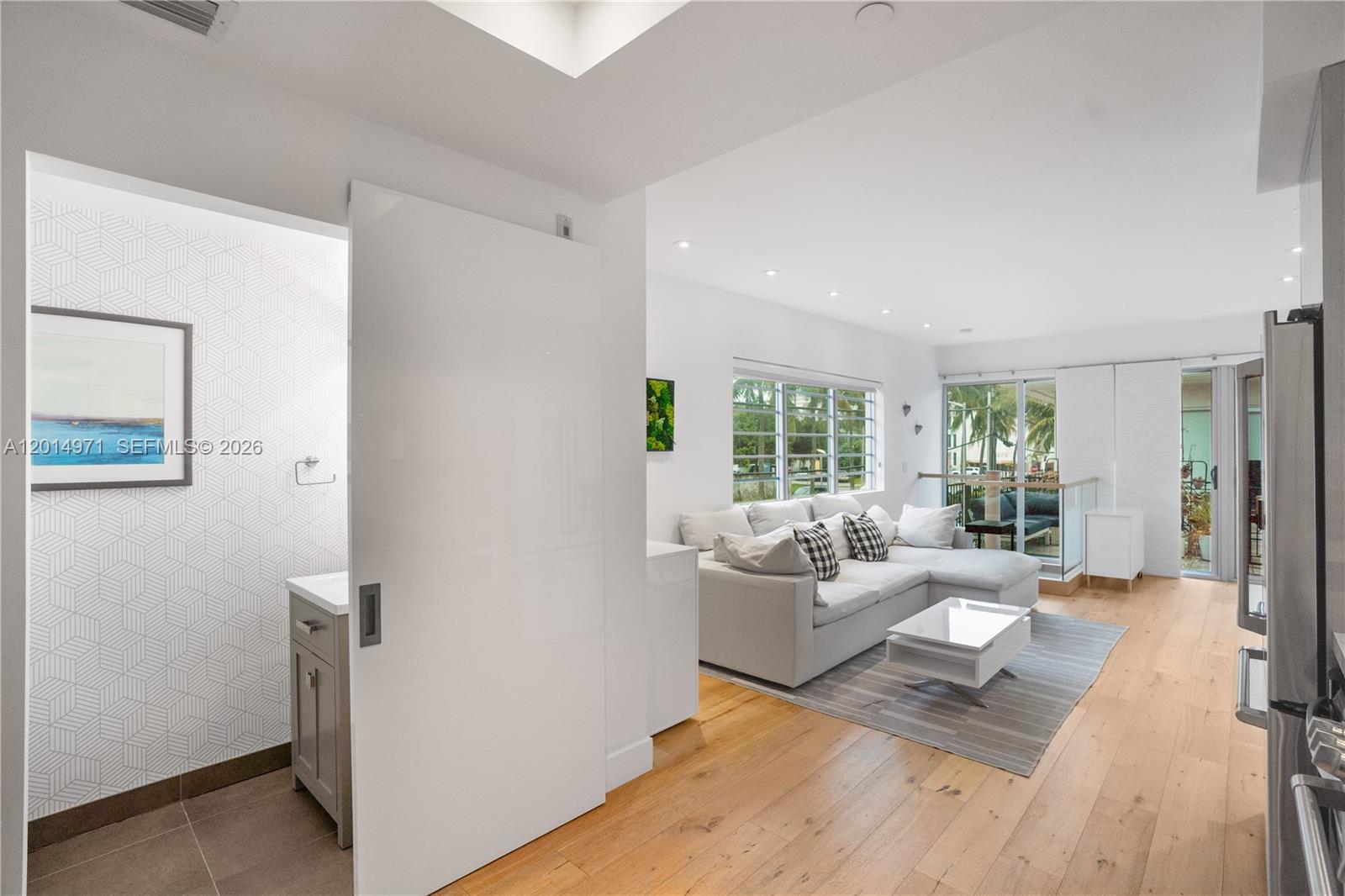 2130 Park Ave #TH10 Miami Beach, FL 33139