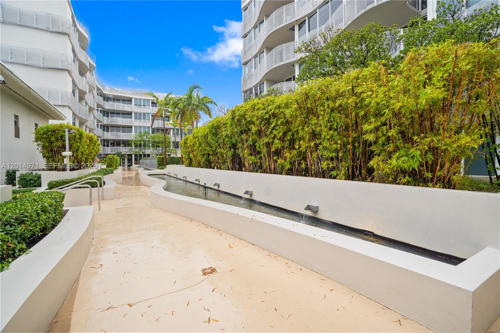 2130 Park Ave #TH10 Miami Beach, FL 33139
