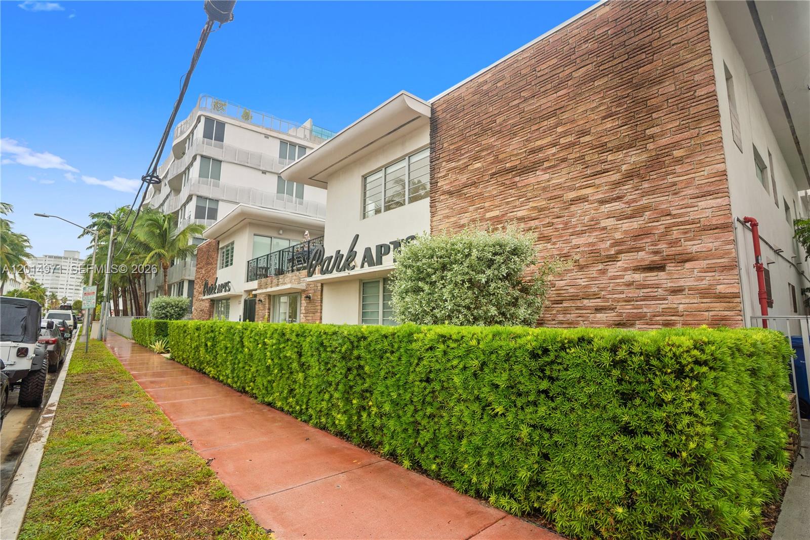 2130 Park Ave #TH10 Miami Beach, FL 33139