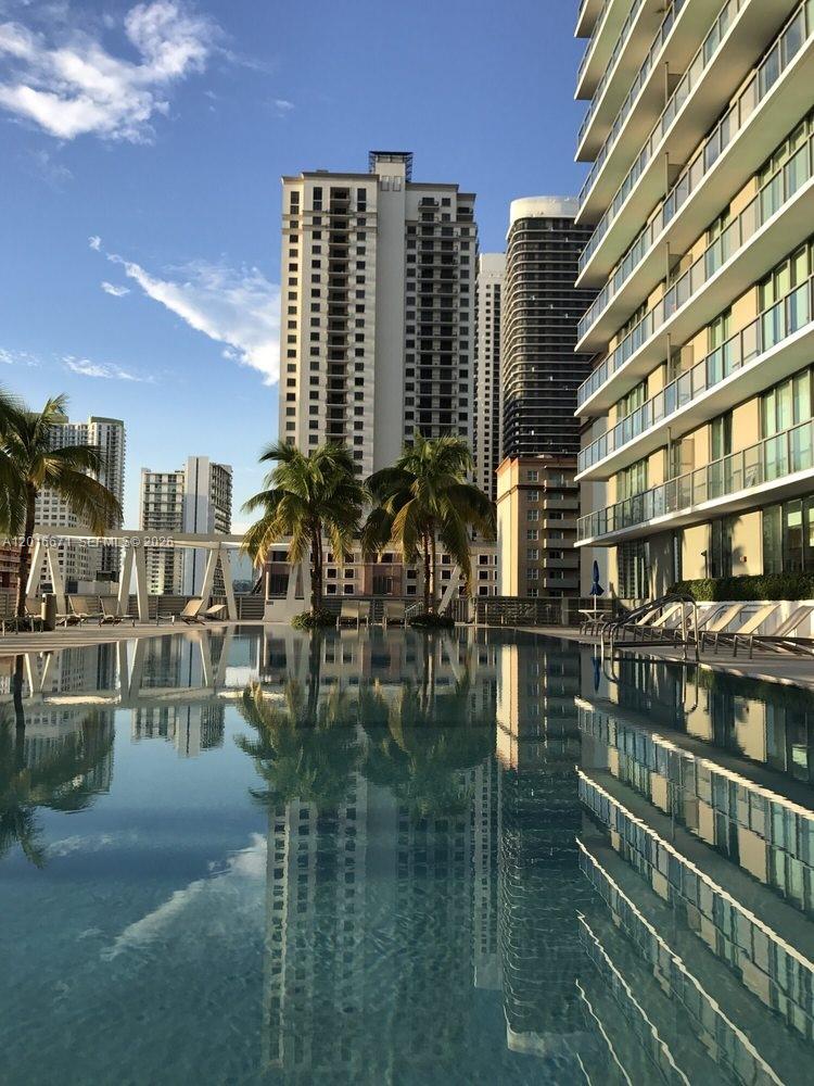 image Axis on Brickell North24