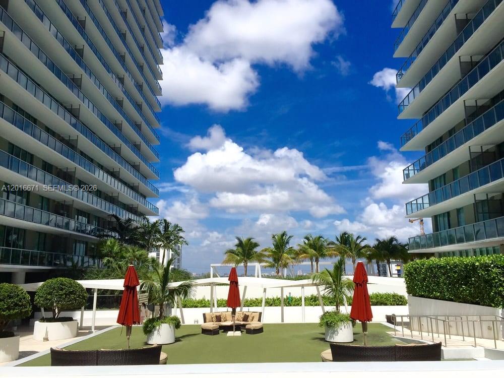 image Axis on Brickell North26