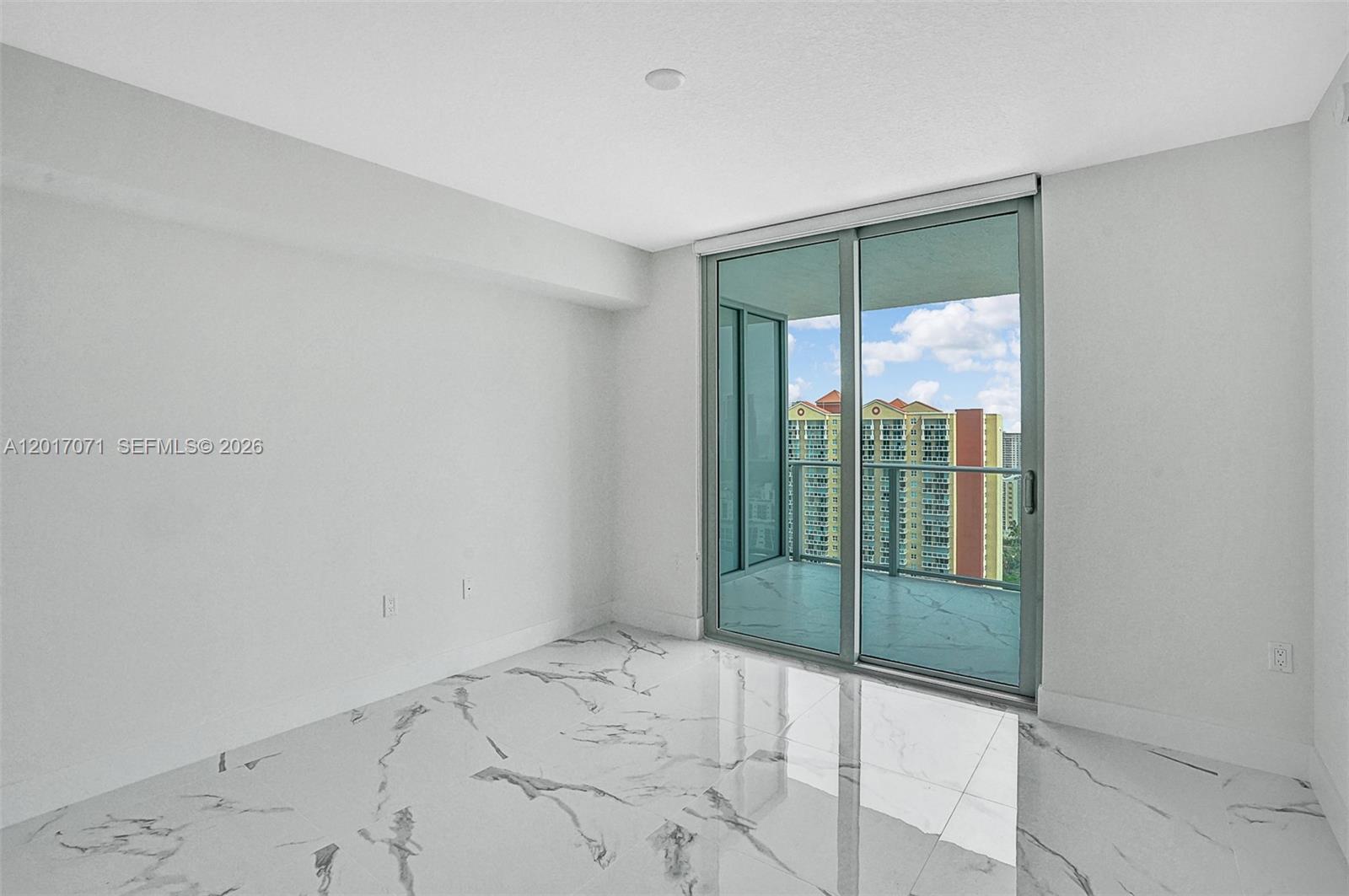 330 Sunny Isles Blvd #5-2205 Sunny Isles Beach, FL 33160