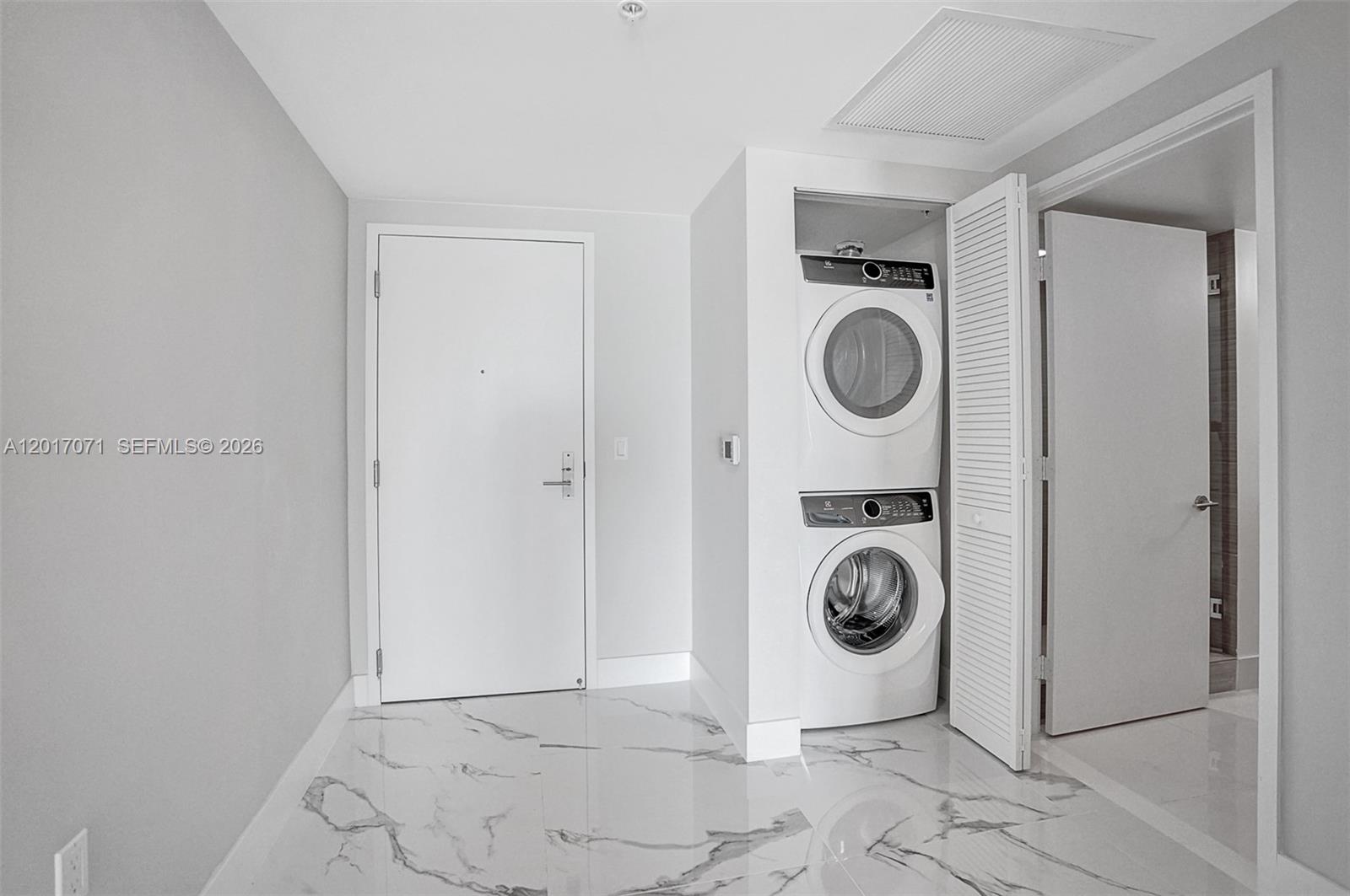 330 Sunny Isles Blvd #5-2205 Sunny Isles Beach, FL 33160