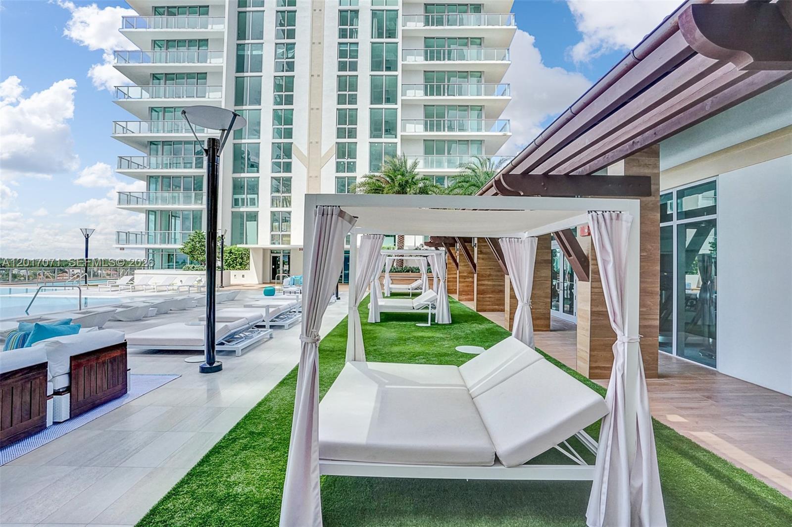 330 Sunny Isles Blvd #5-2205 Sunny Isles Beach, FL 33160