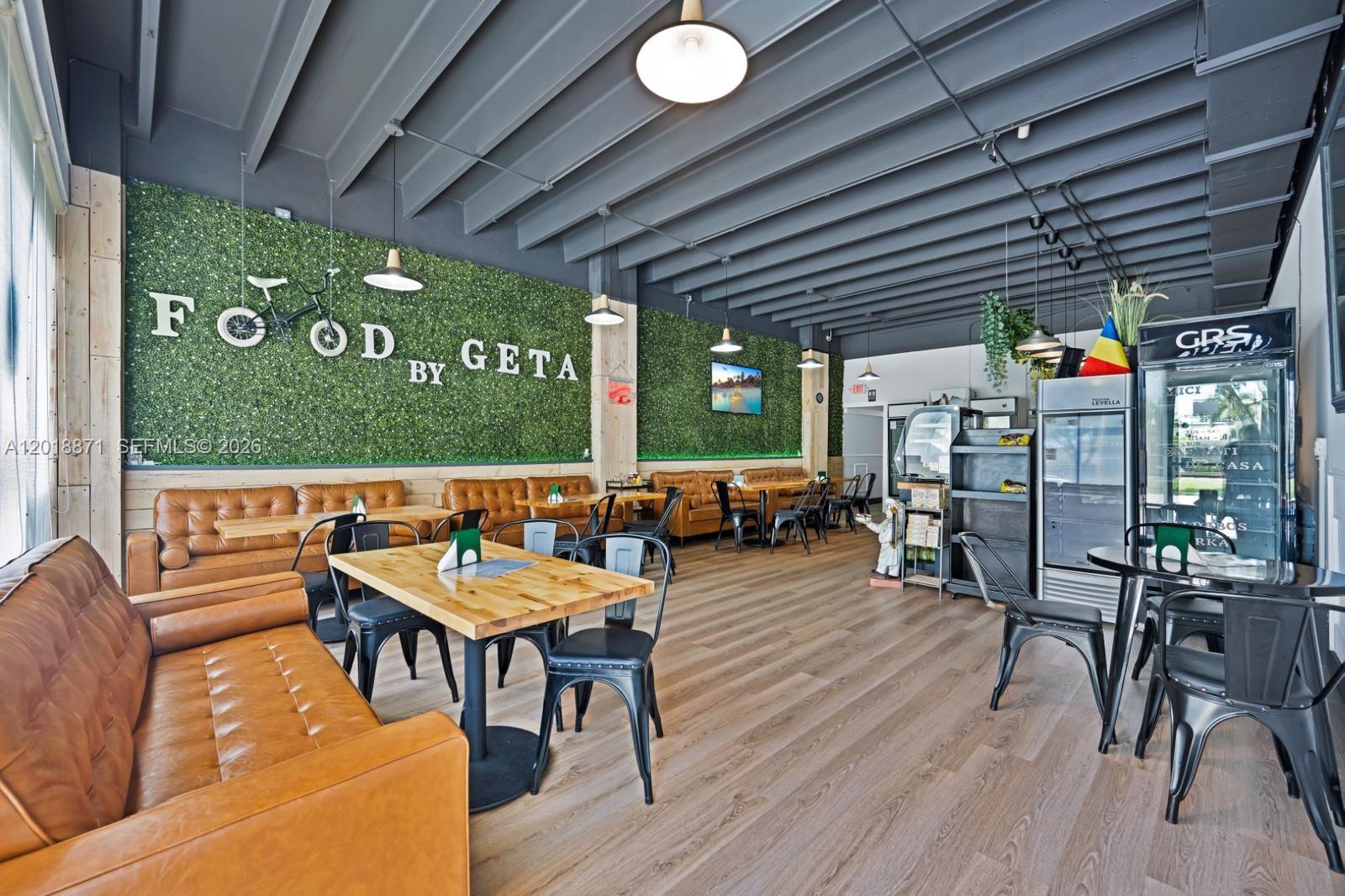 422 S Dixie Hwy